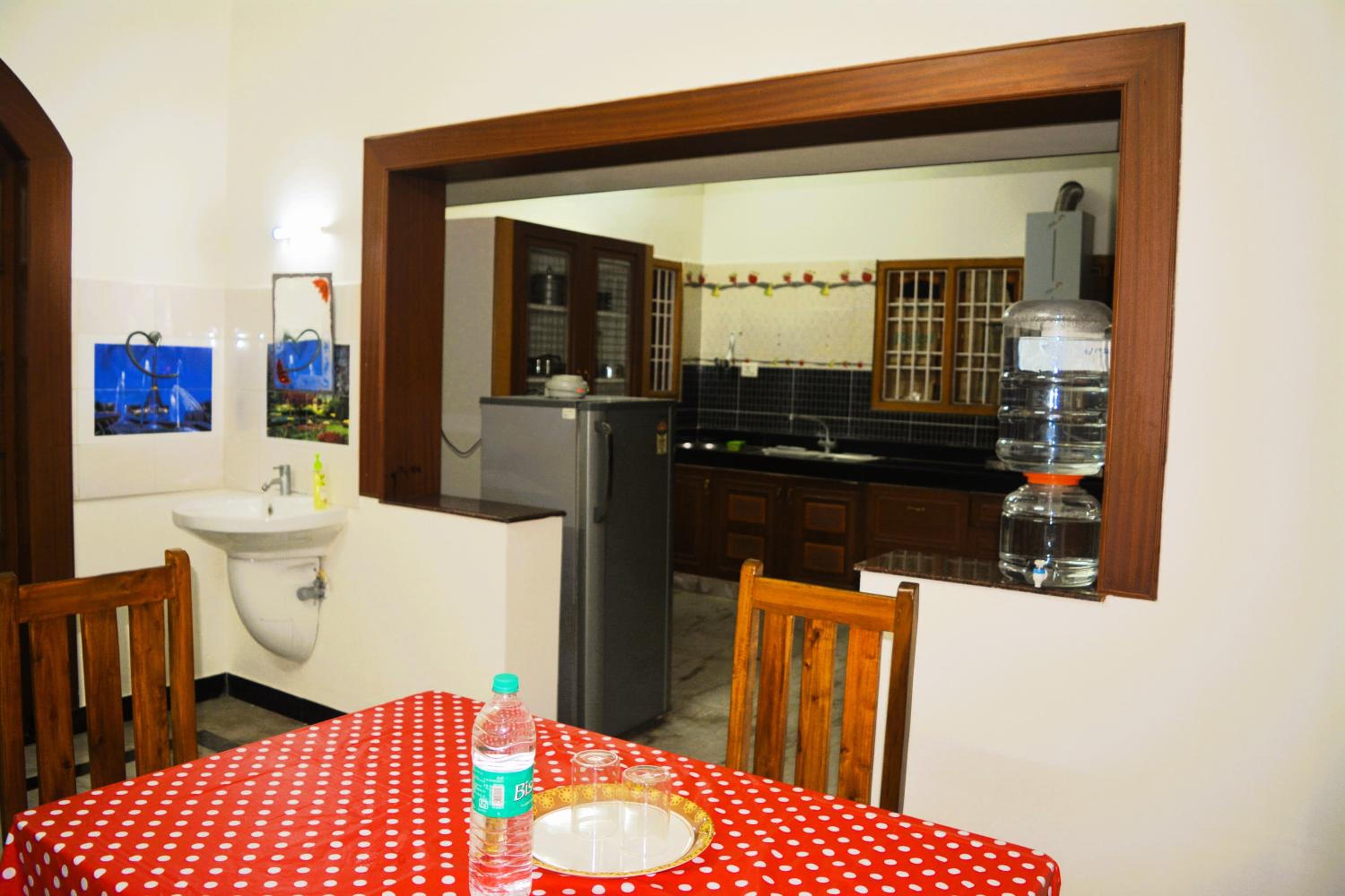 Golden Gate Serviced Apartment