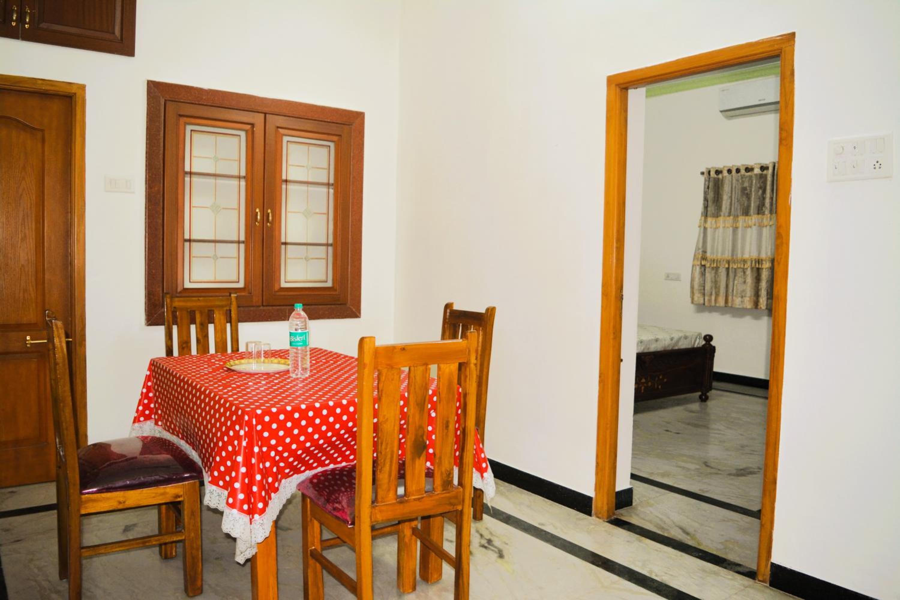 Golden Gate Serviced Apartment