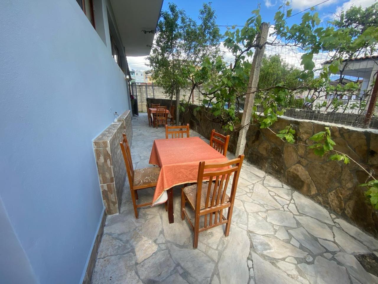Guesthouse SELI