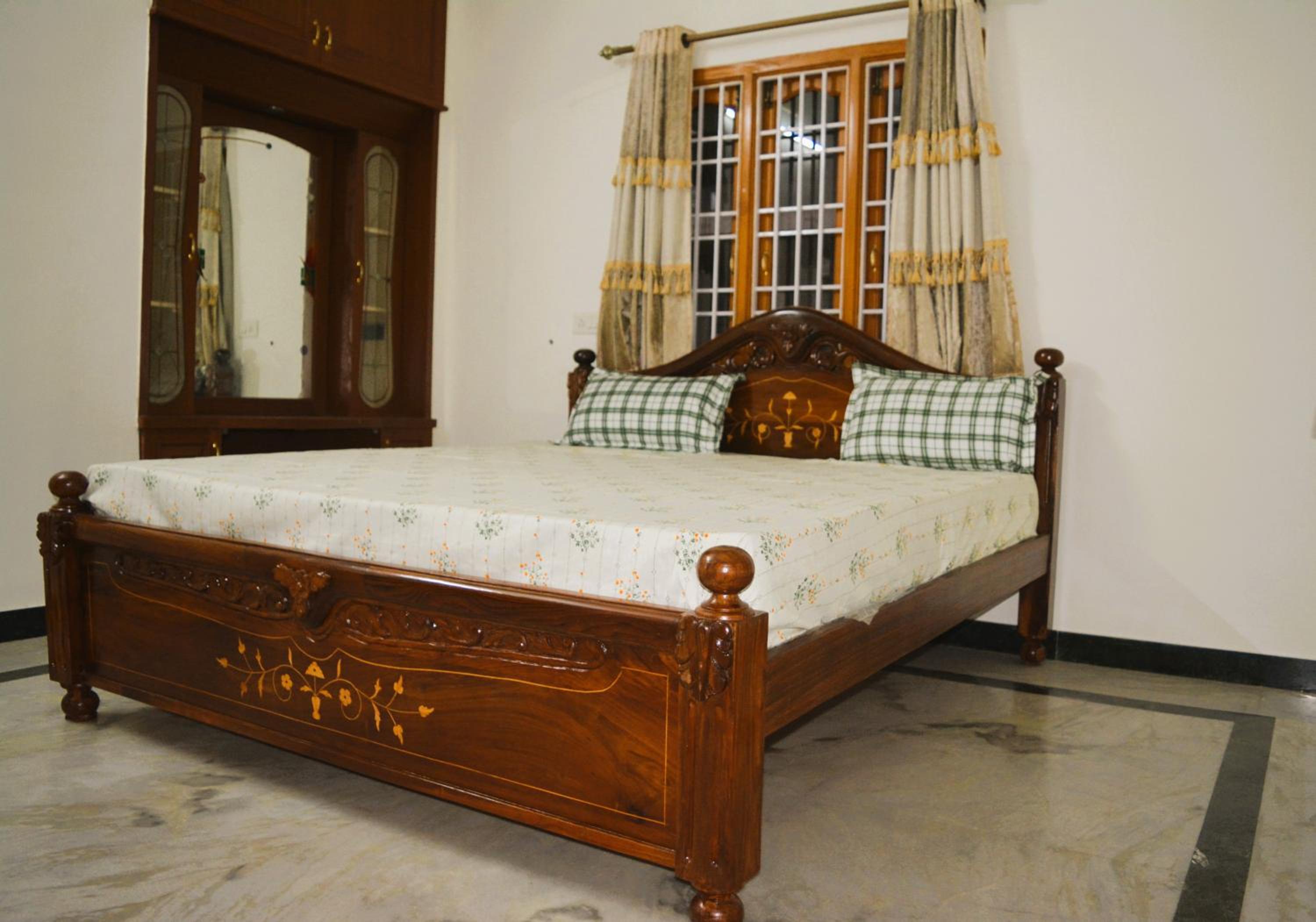 Golden Gate Serviced Apartment