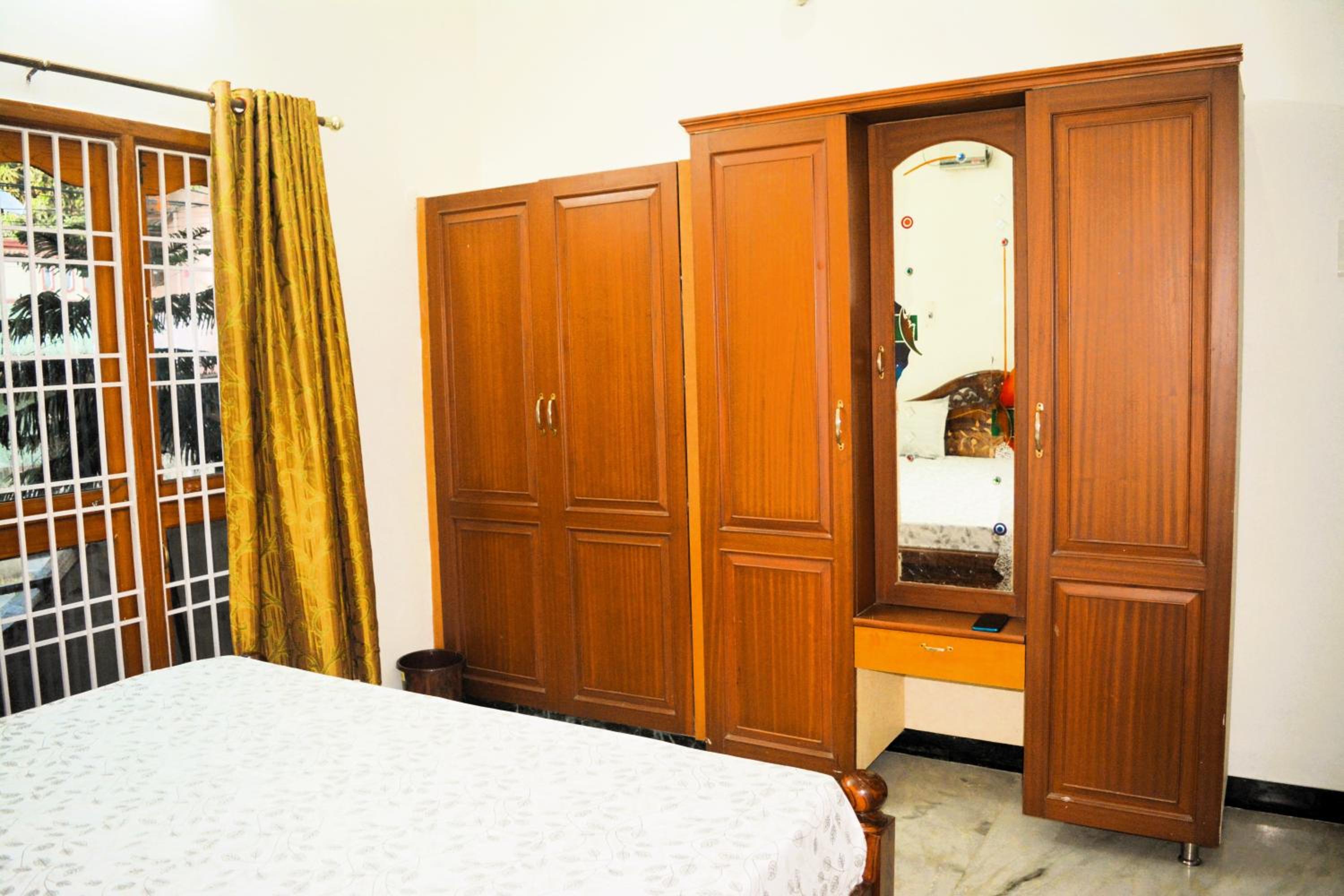 Golden Gate Serviced Apartment