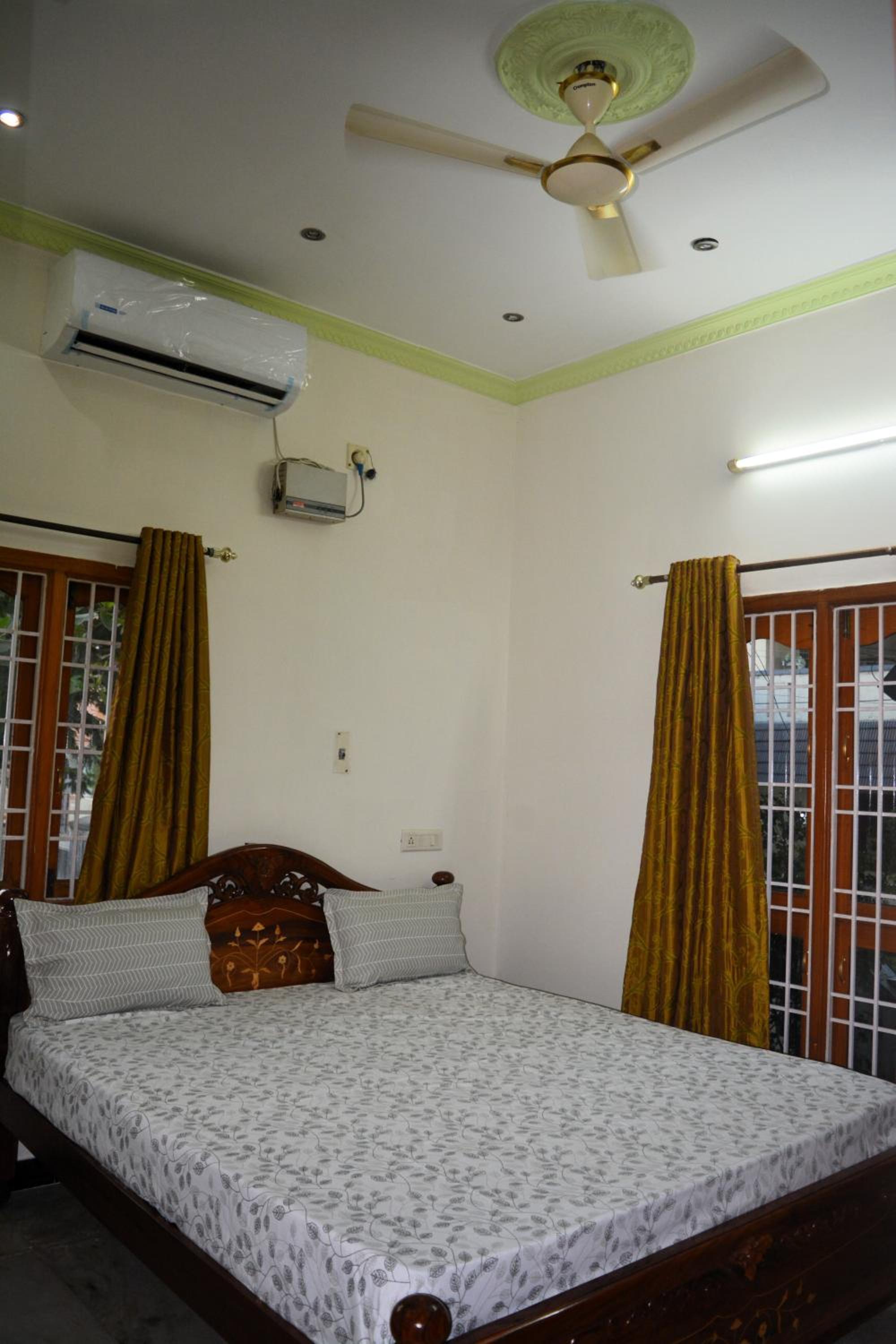 Golden Gate Serviced Apartment
