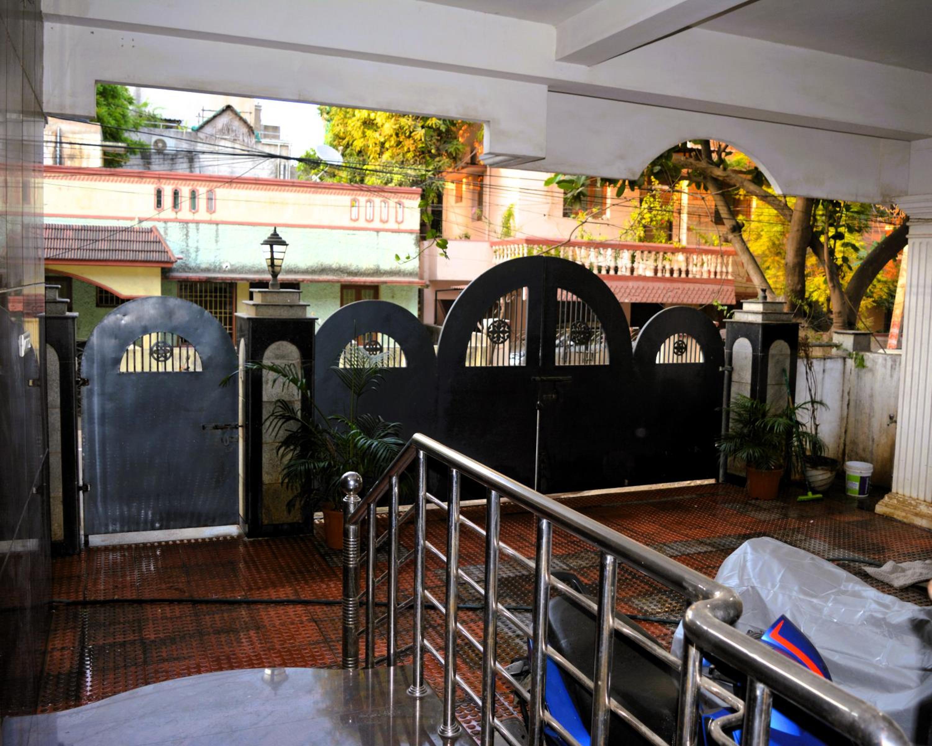 Golden Gate Serviced Apartment