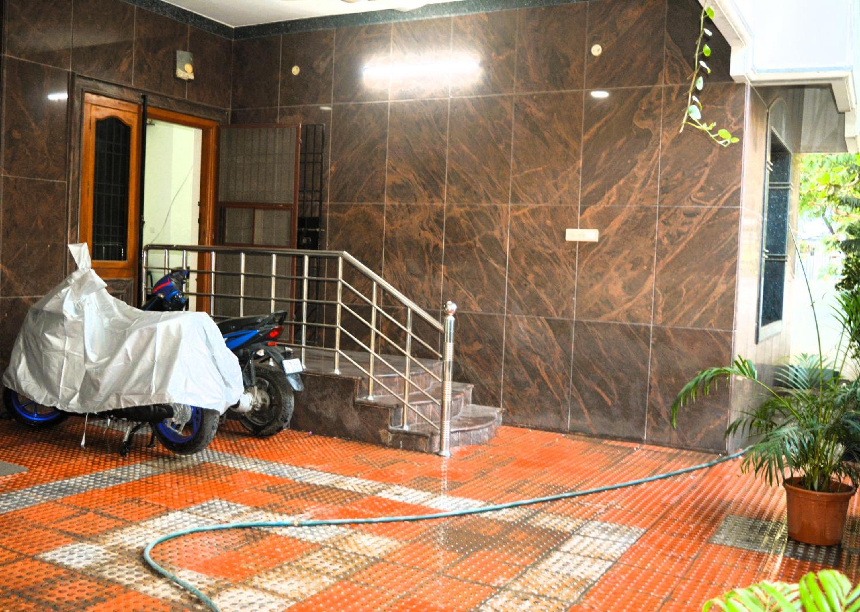 Golden Gate Serviced Apartment