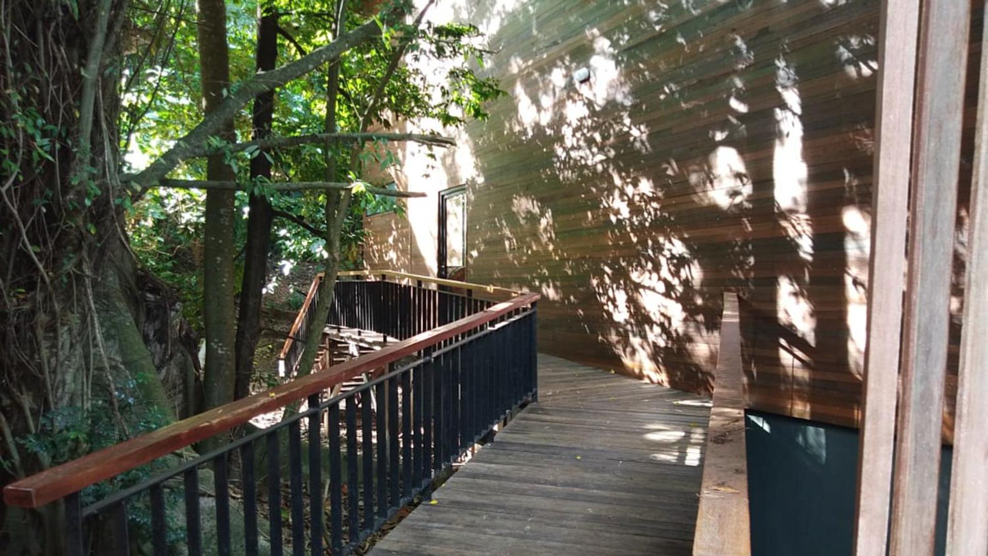 Mamutik Island Lodge