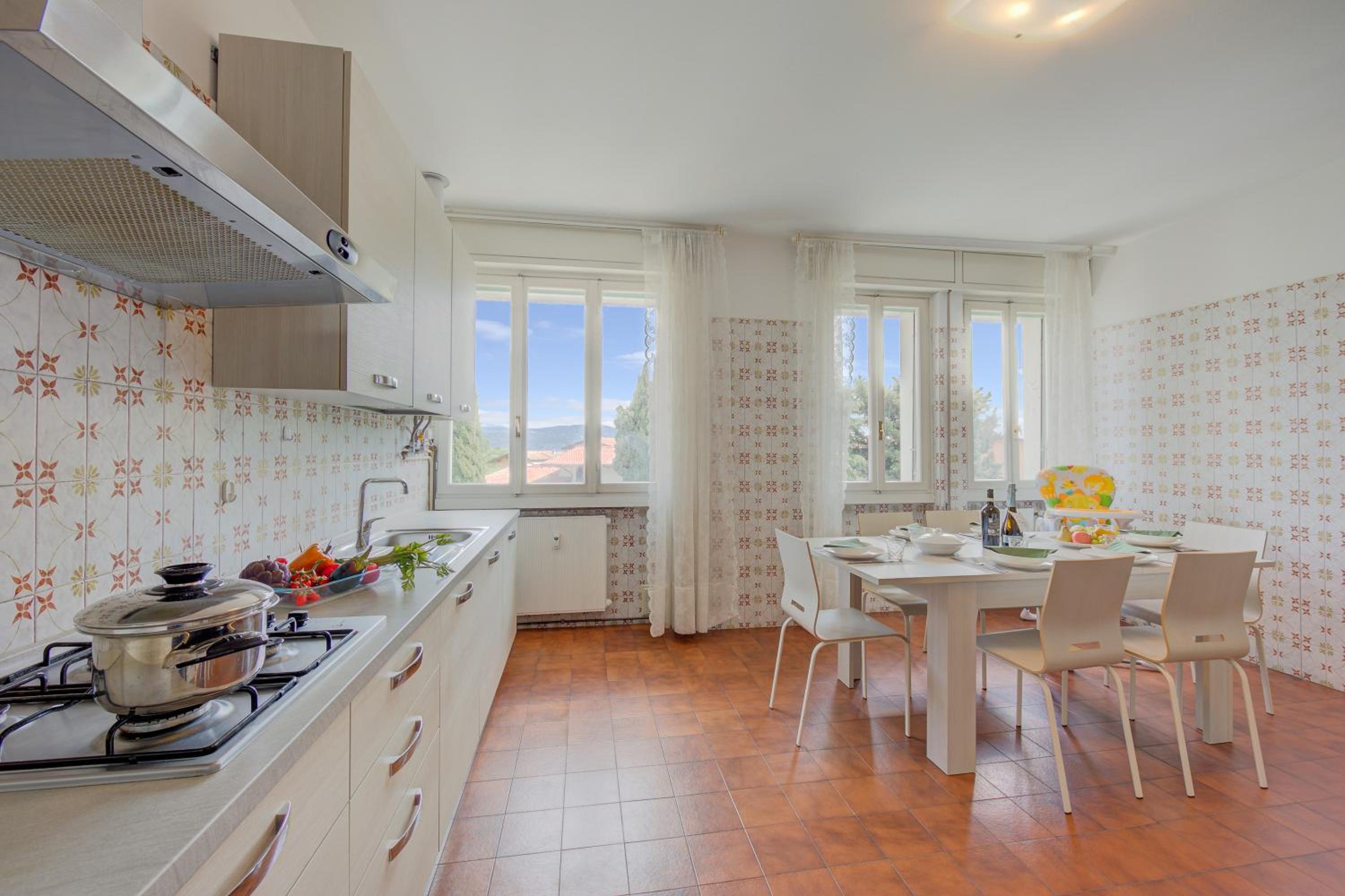 Margherita near lake - Family Friendly - Happy Rentals
