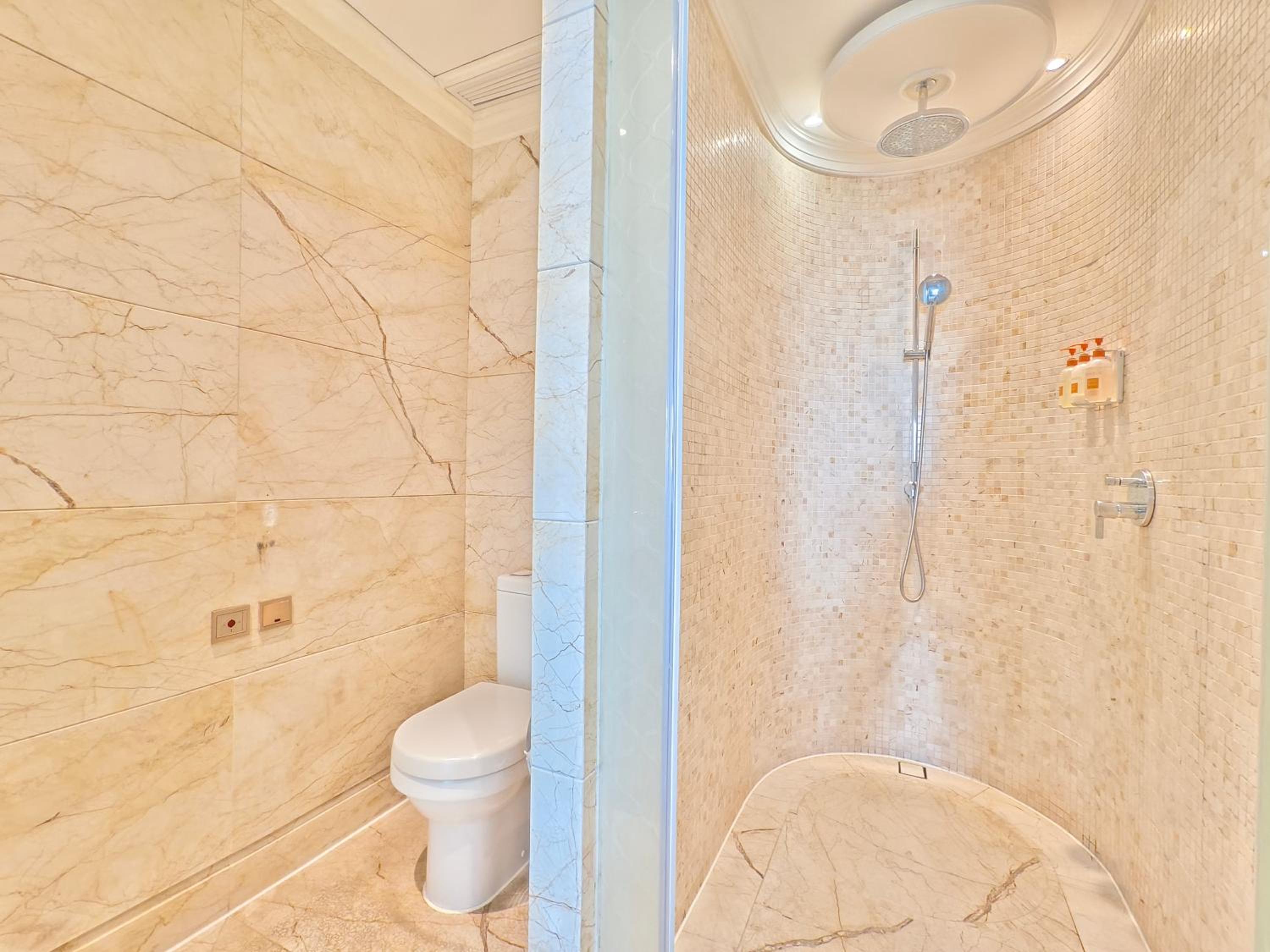 Crowne Plaza Resort Sanya Bay by IHG