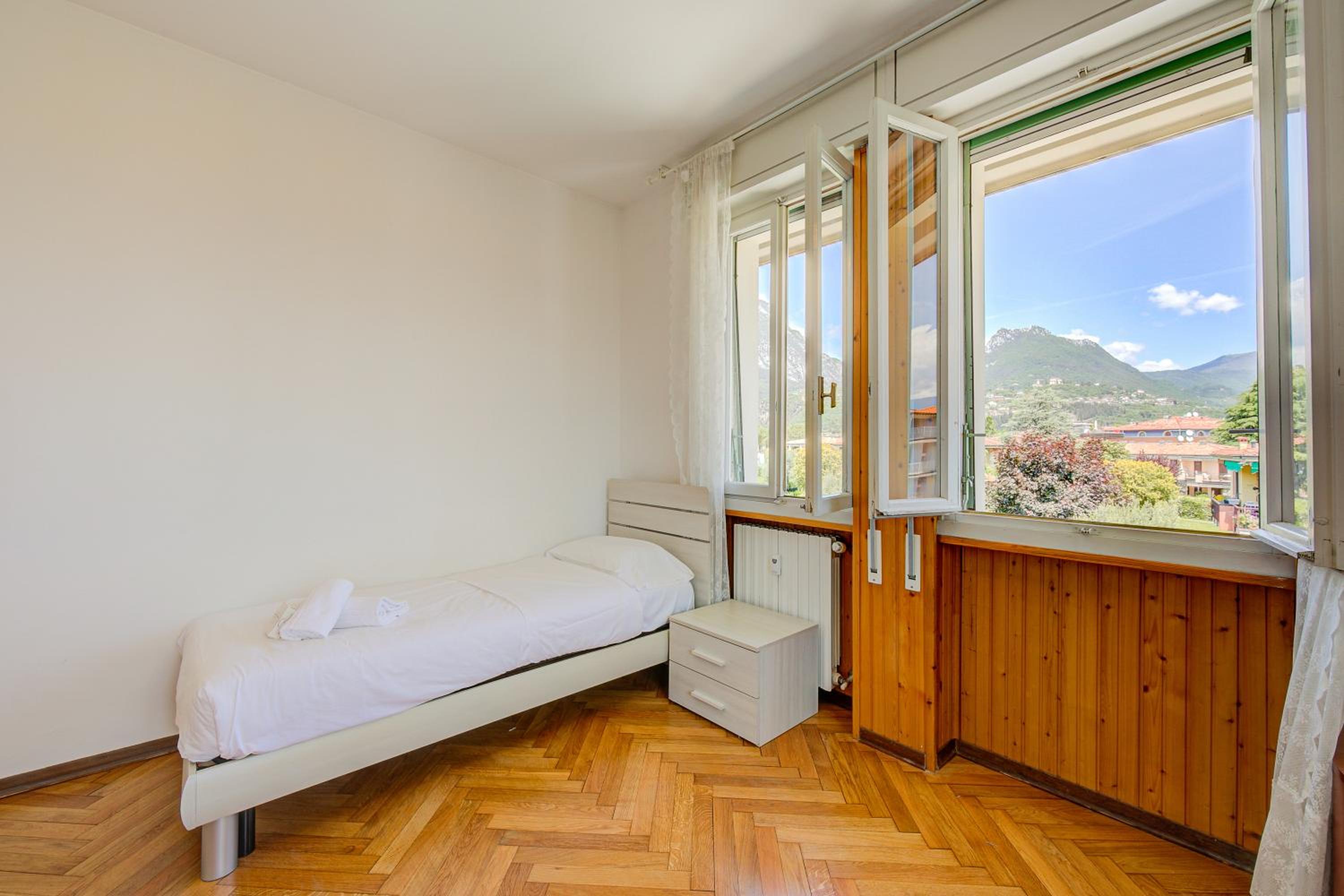 Margherita near lake - Family Friendly - Happy Rentals