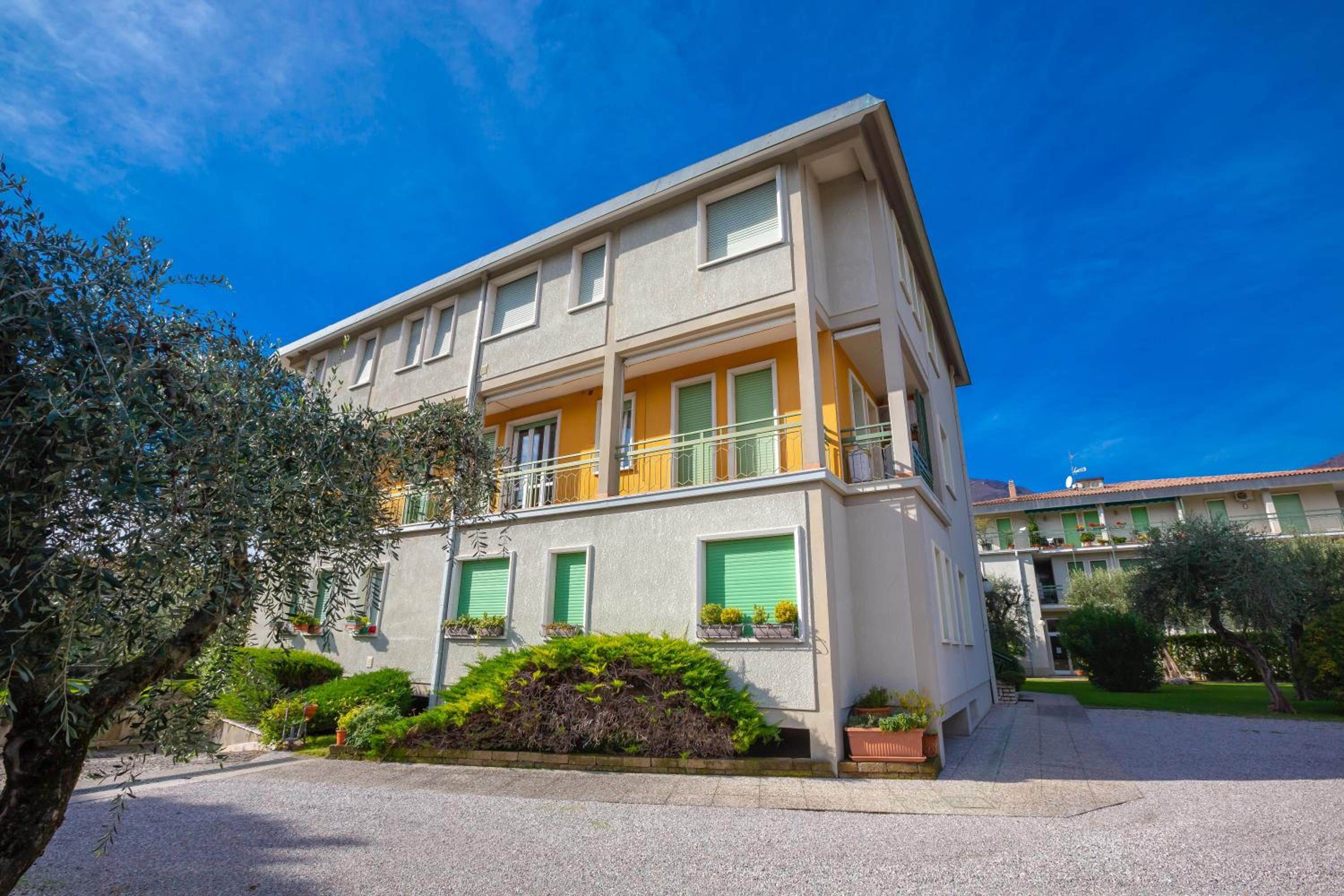 Margherita near lake - Family Friendly - Happy Rentals