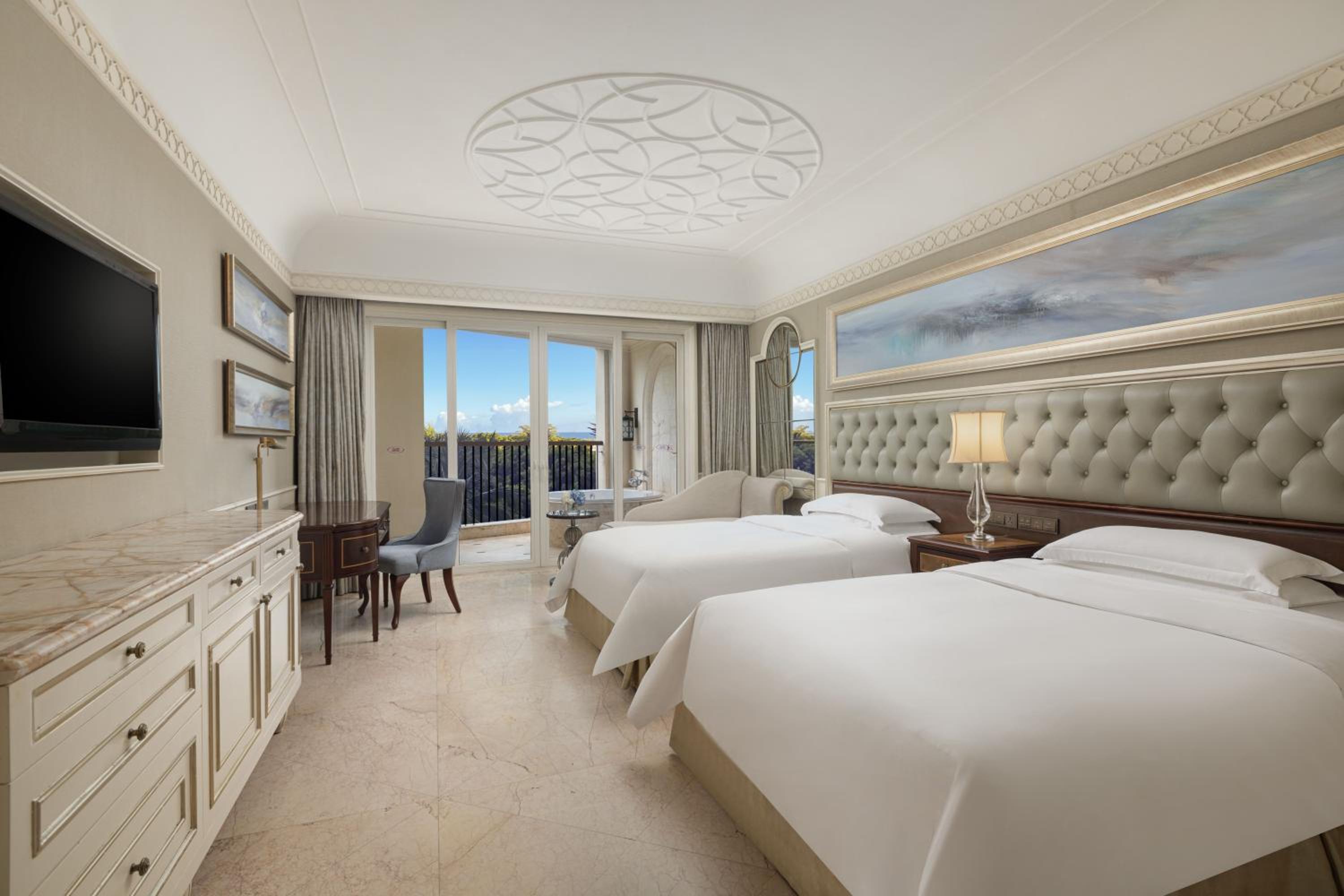 Crowne Plaza Resort Sanya Bay by IHG