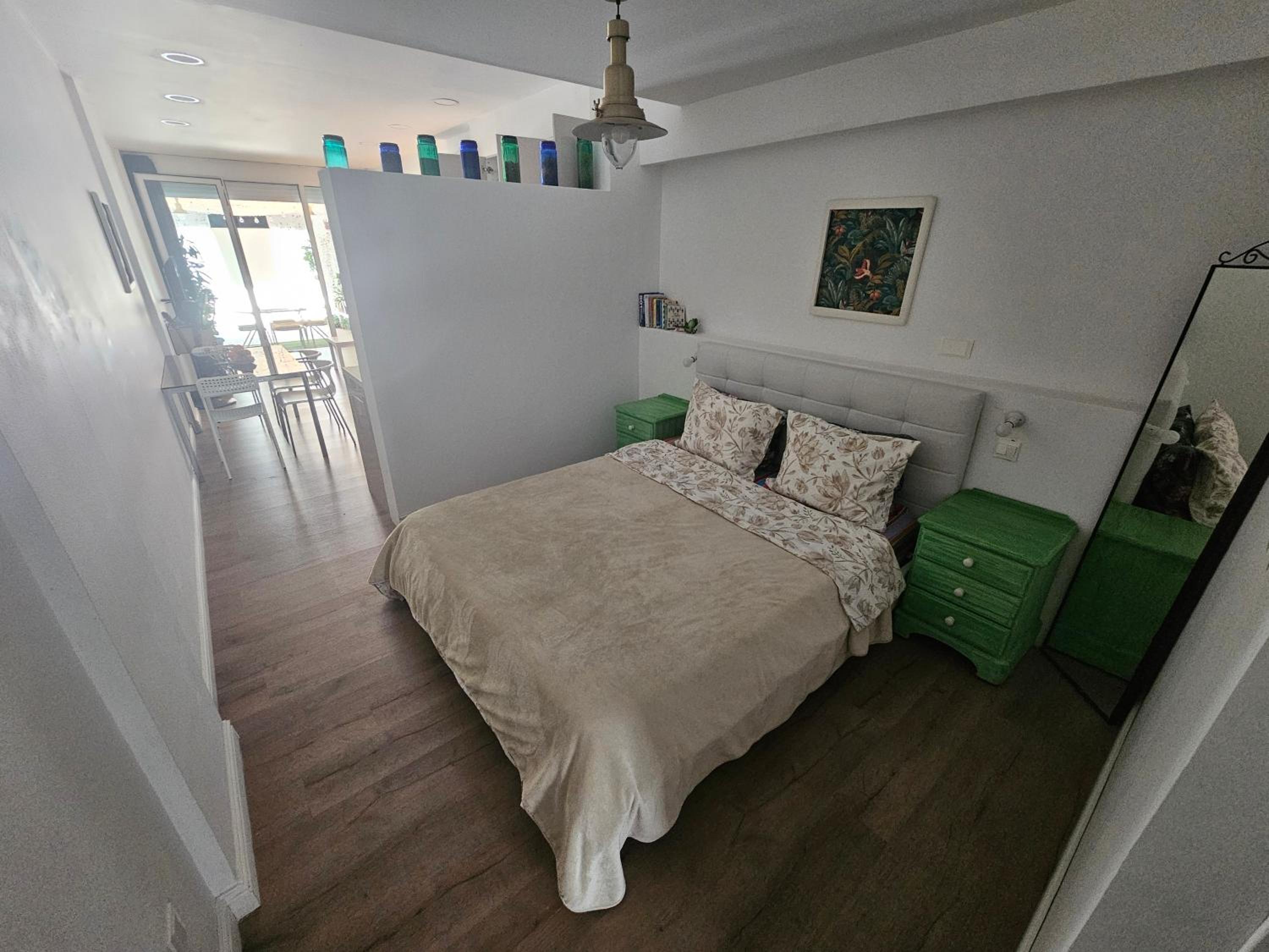 Unique Sea & City Lifestyle Studio