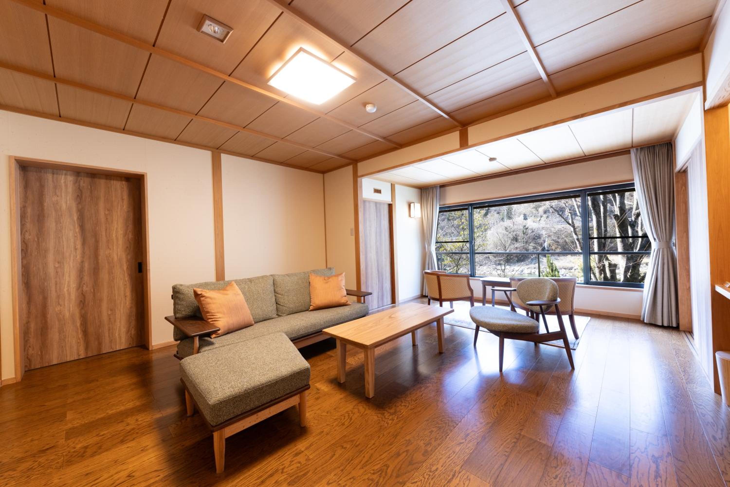 Kawakamiya Kasuitei