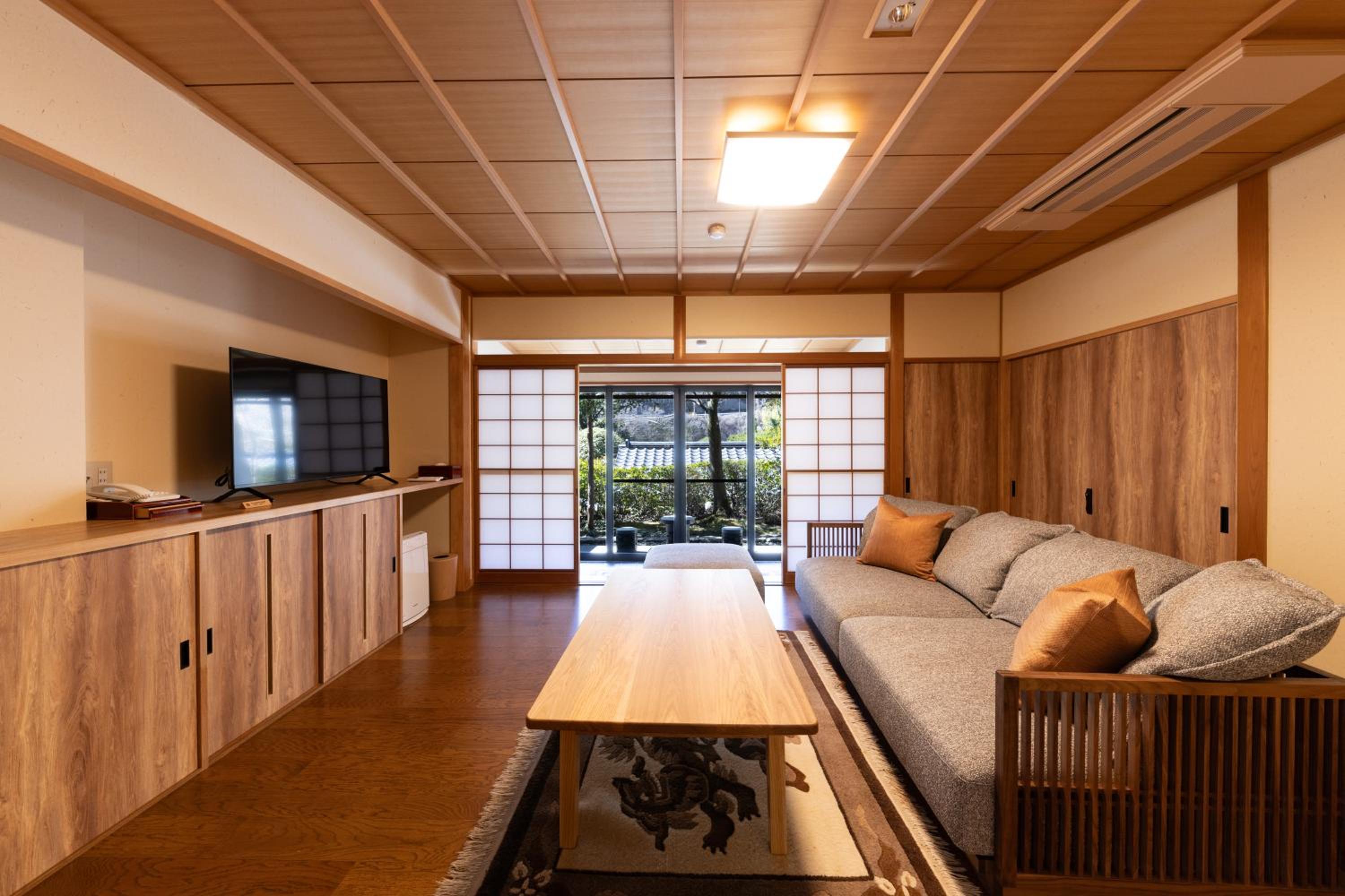 Kawakamiya Kasuitei