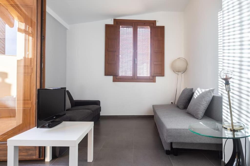 Attic Ciutat Vella/wifi/city center