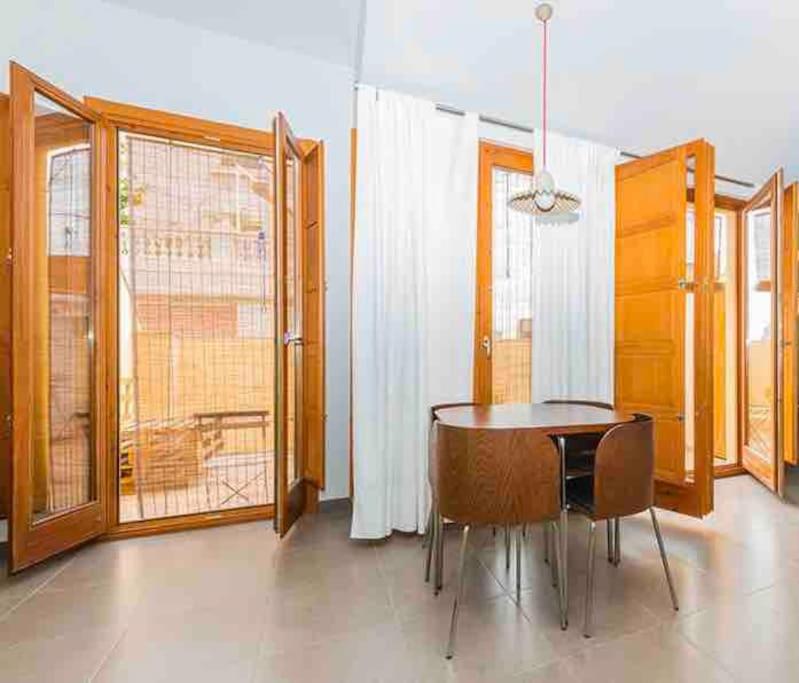 Attic Ciutat Vella/wifi/city center