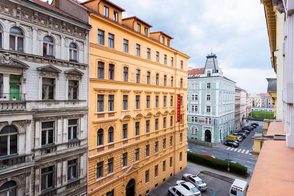 Tyrsova Apartment