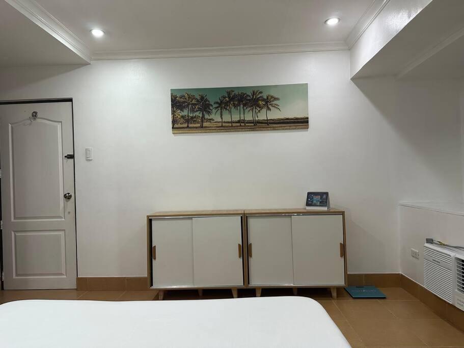 2BR Condo w/ free parking near SM North view 4