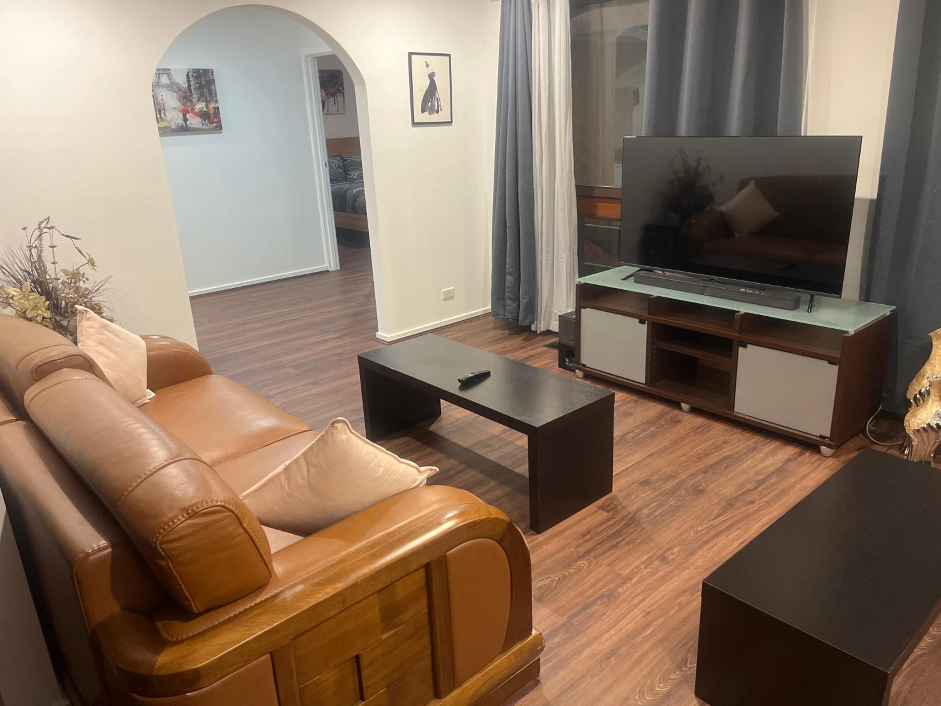 Melbourne Airport Pet friendly Guest House