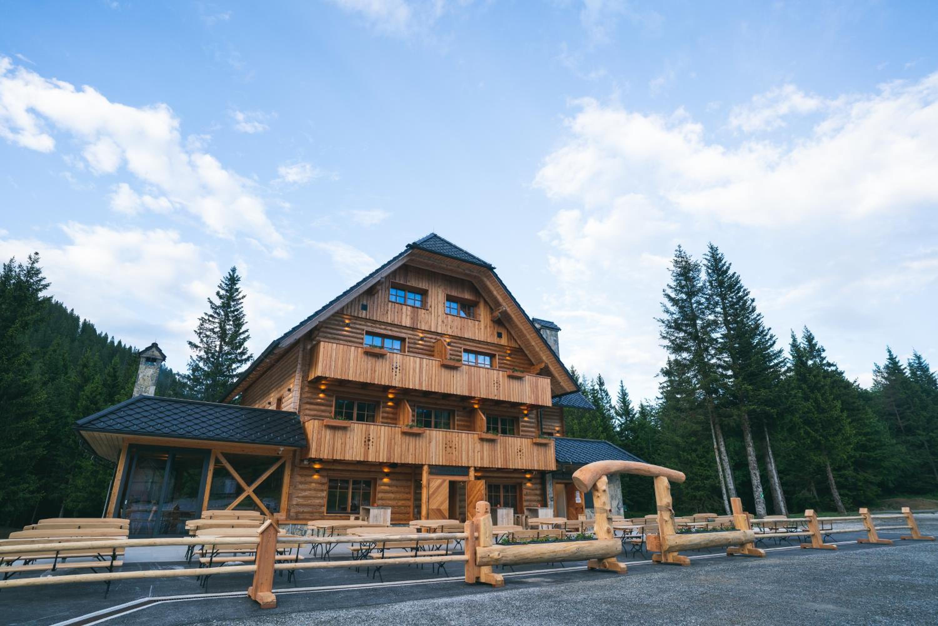 Hotel Guesthouse Lajnar - Image 1