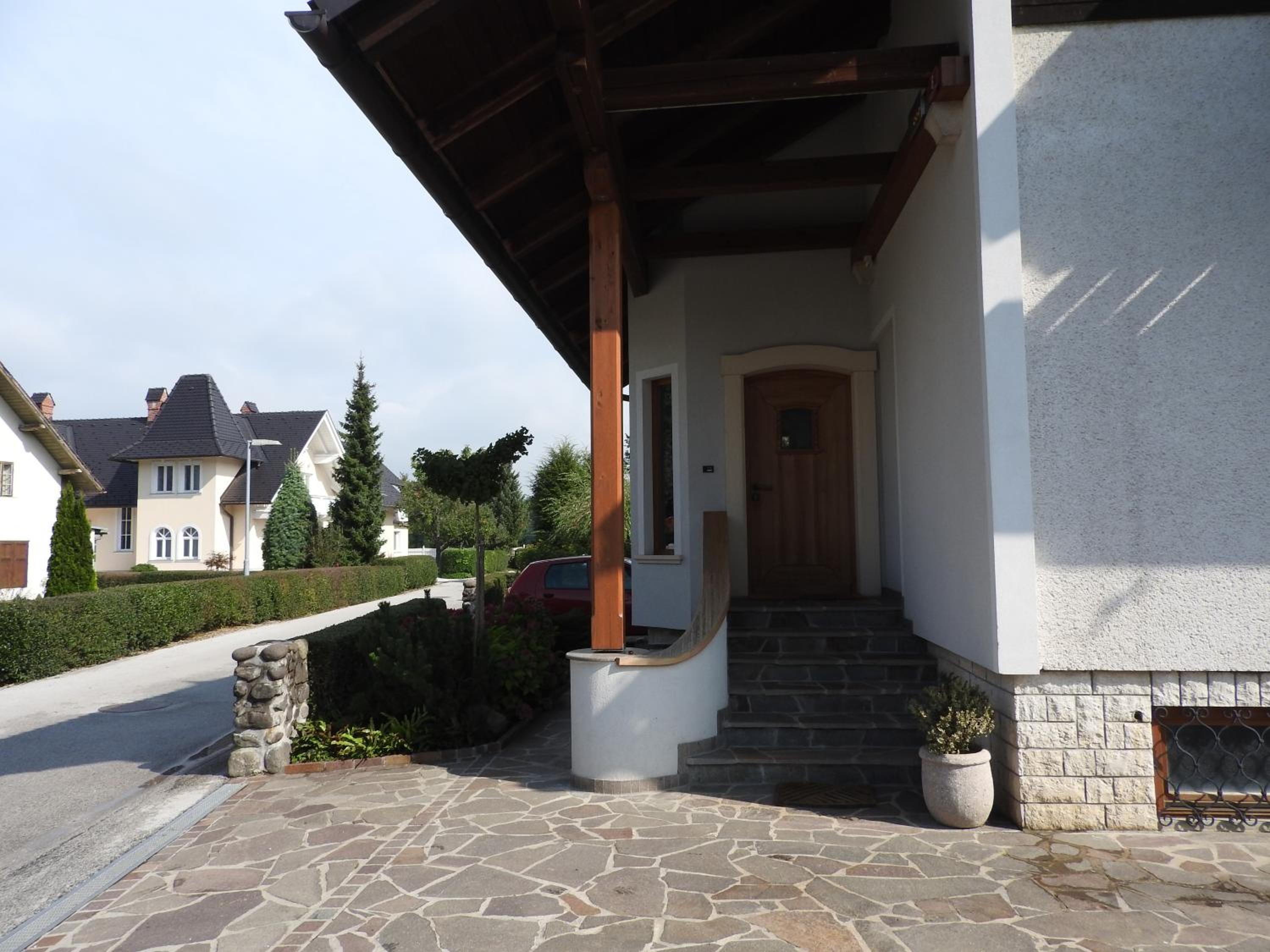 Photo 28