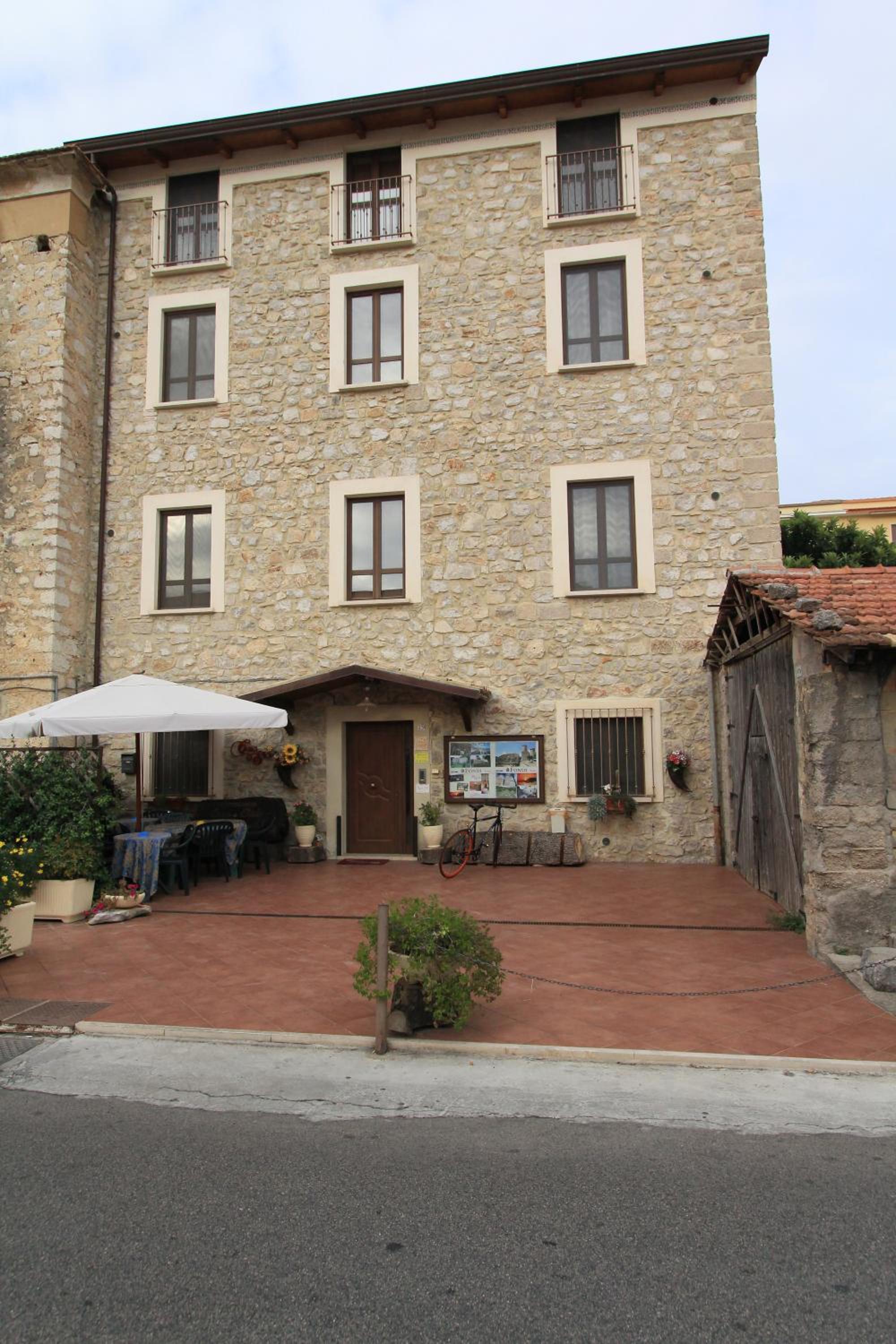 Photo 14
