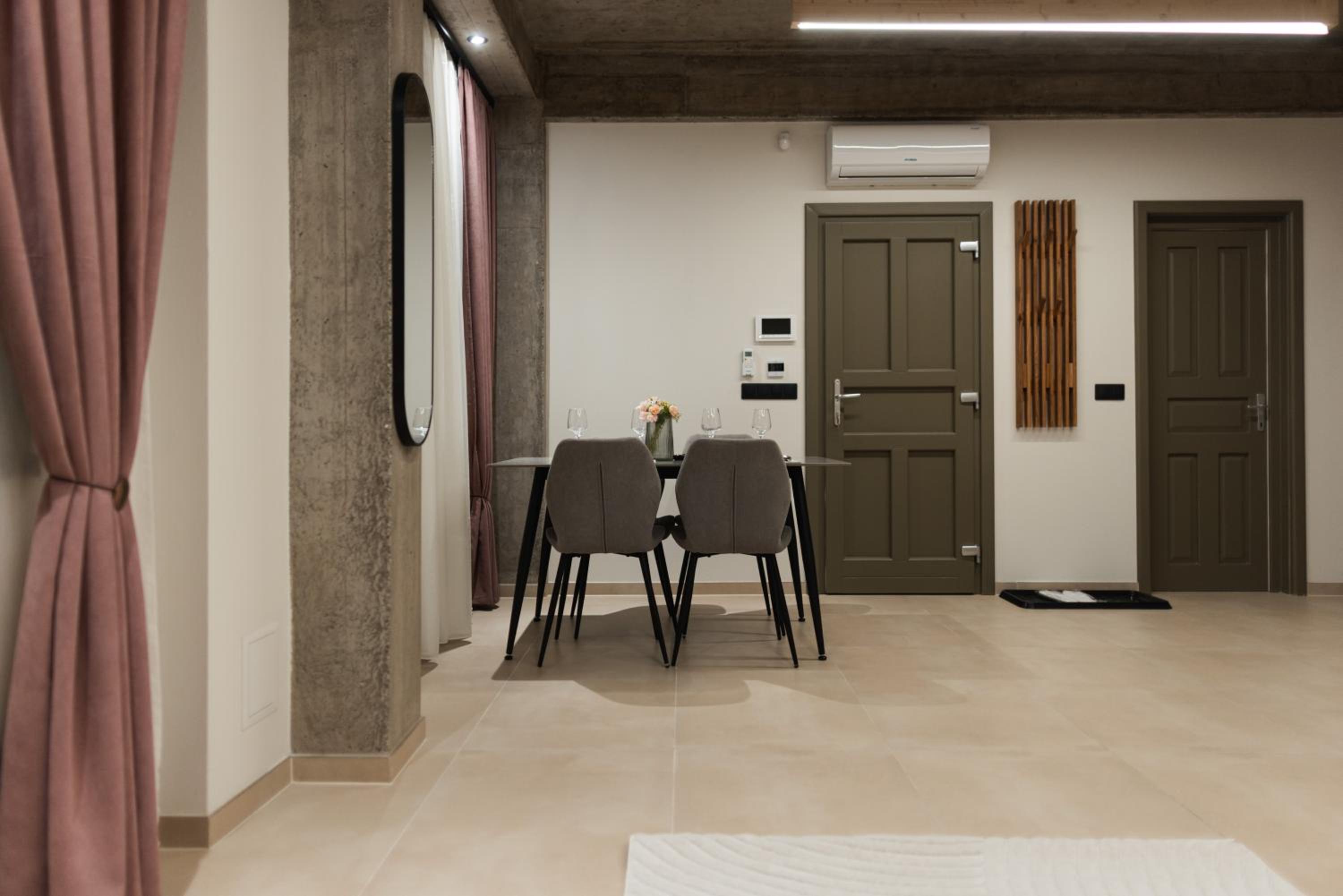Olive Residence