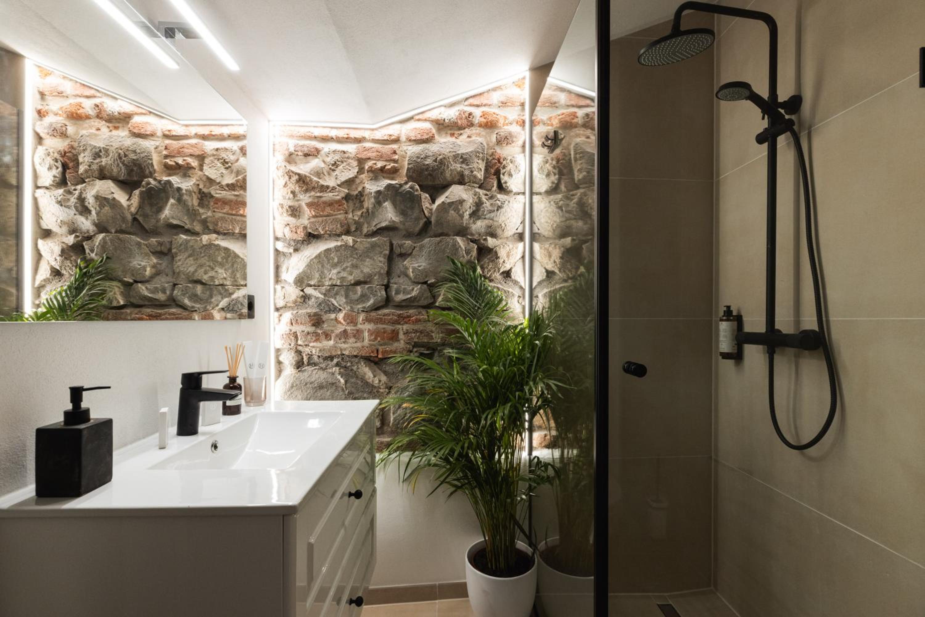Olive Residence