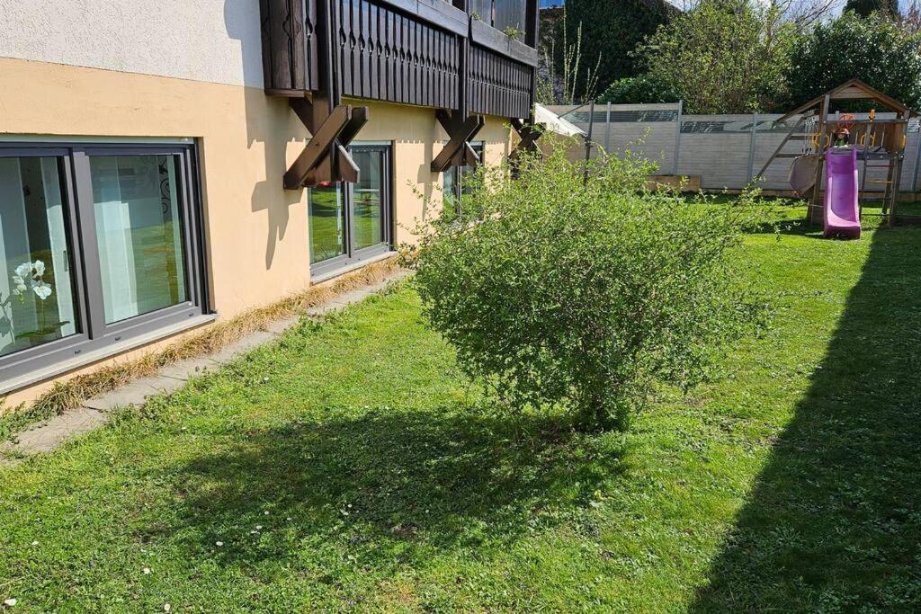 FeWoRebbe familienfreundliche grosse, ruhige und helle Wohnung