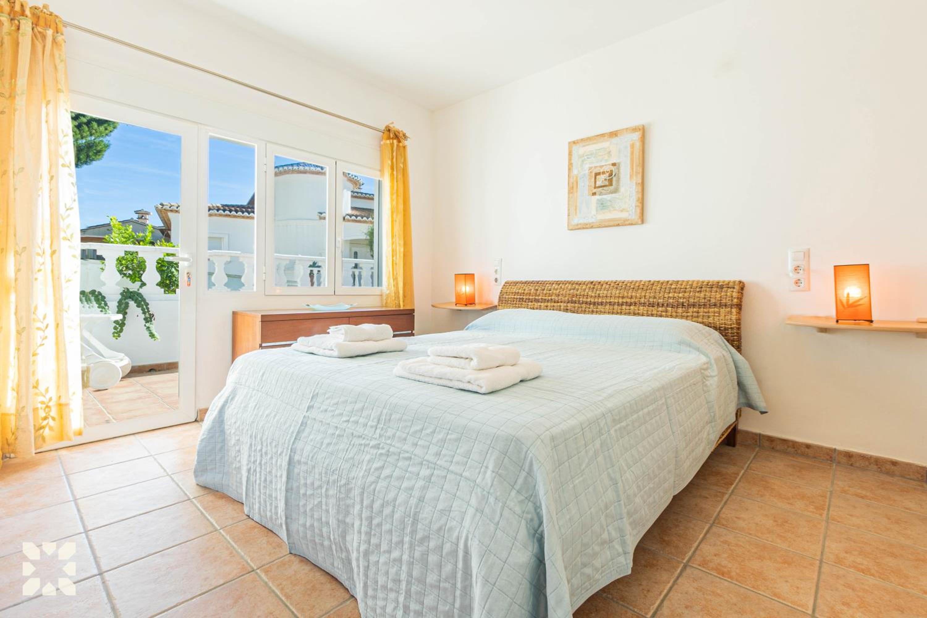 Villa Ponte Vecchio by Abahana Villas
