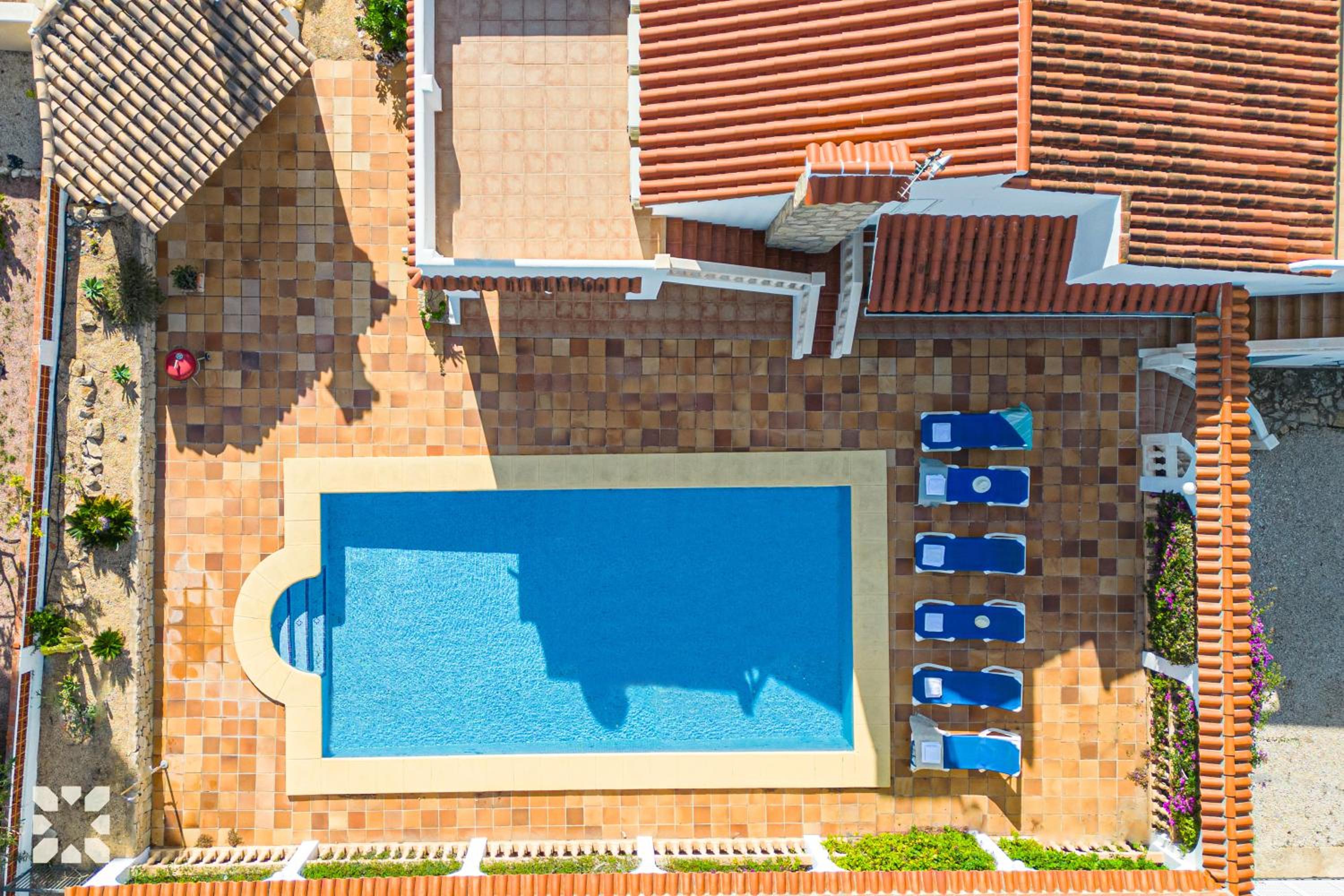 Villa Ponte Vecchio by Abahana Villas