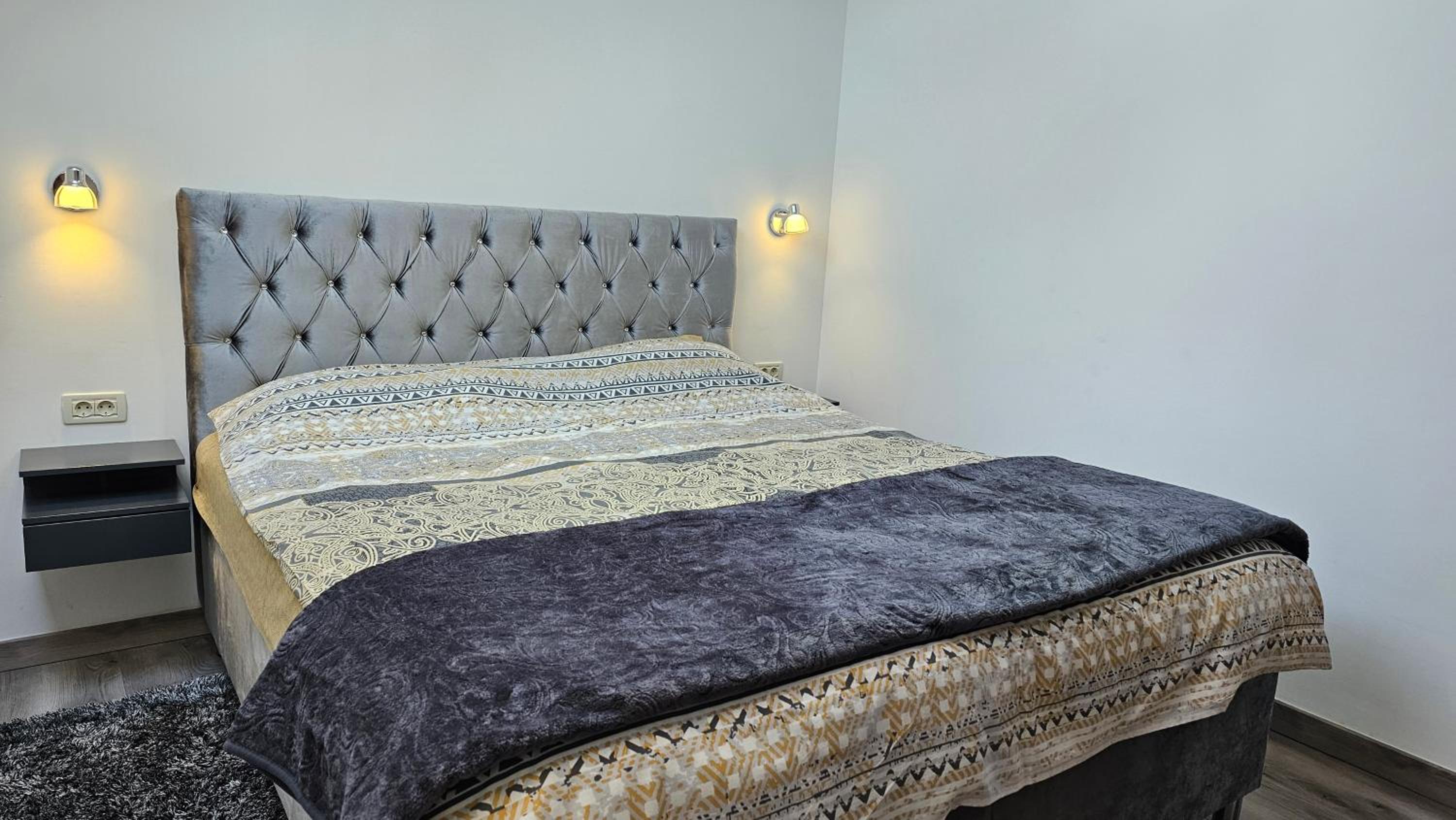Adria Apartments and Rooms