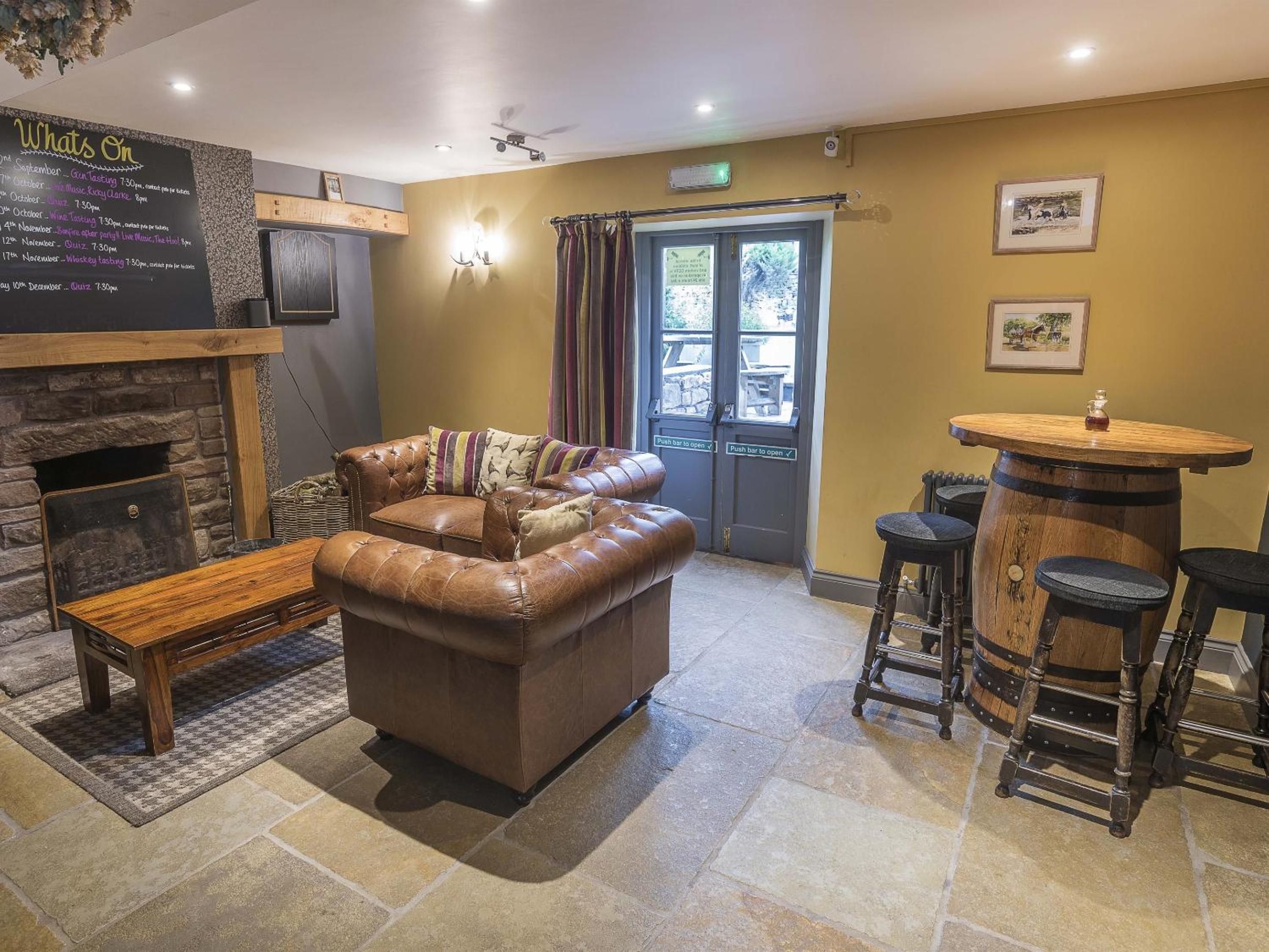 The New Crown Inn