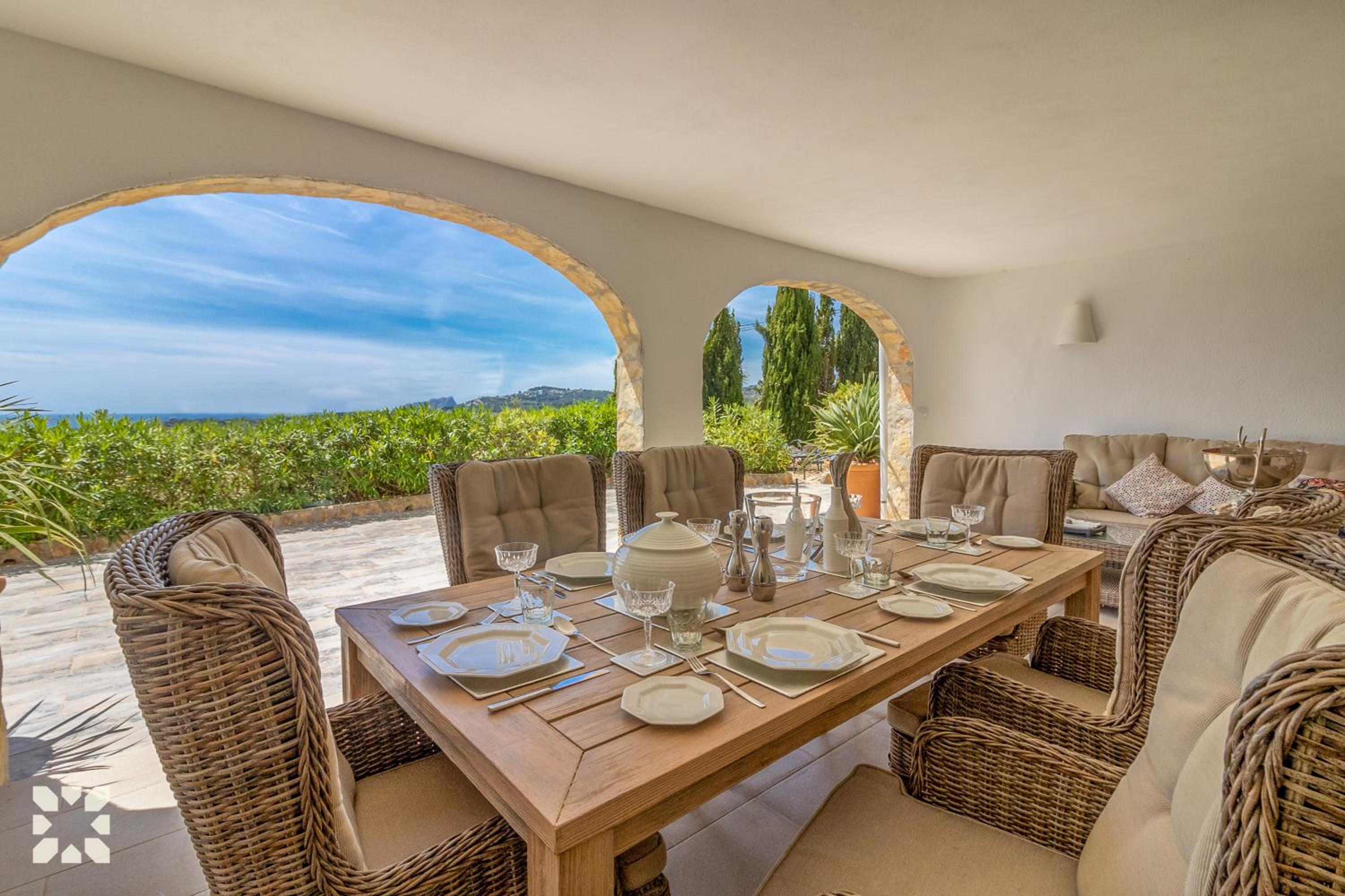 Villa Vermell by Abahana Villas
