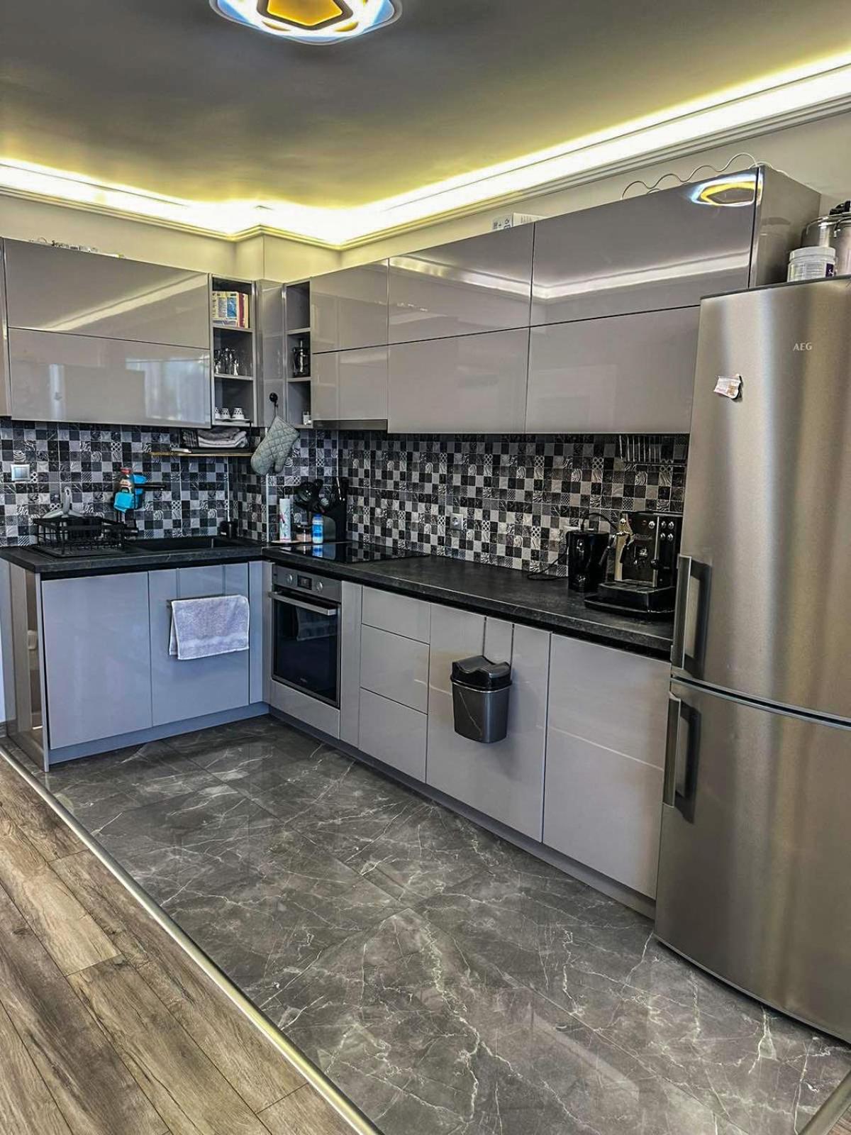 APARTMENT ROYAL ASENOVGRAD