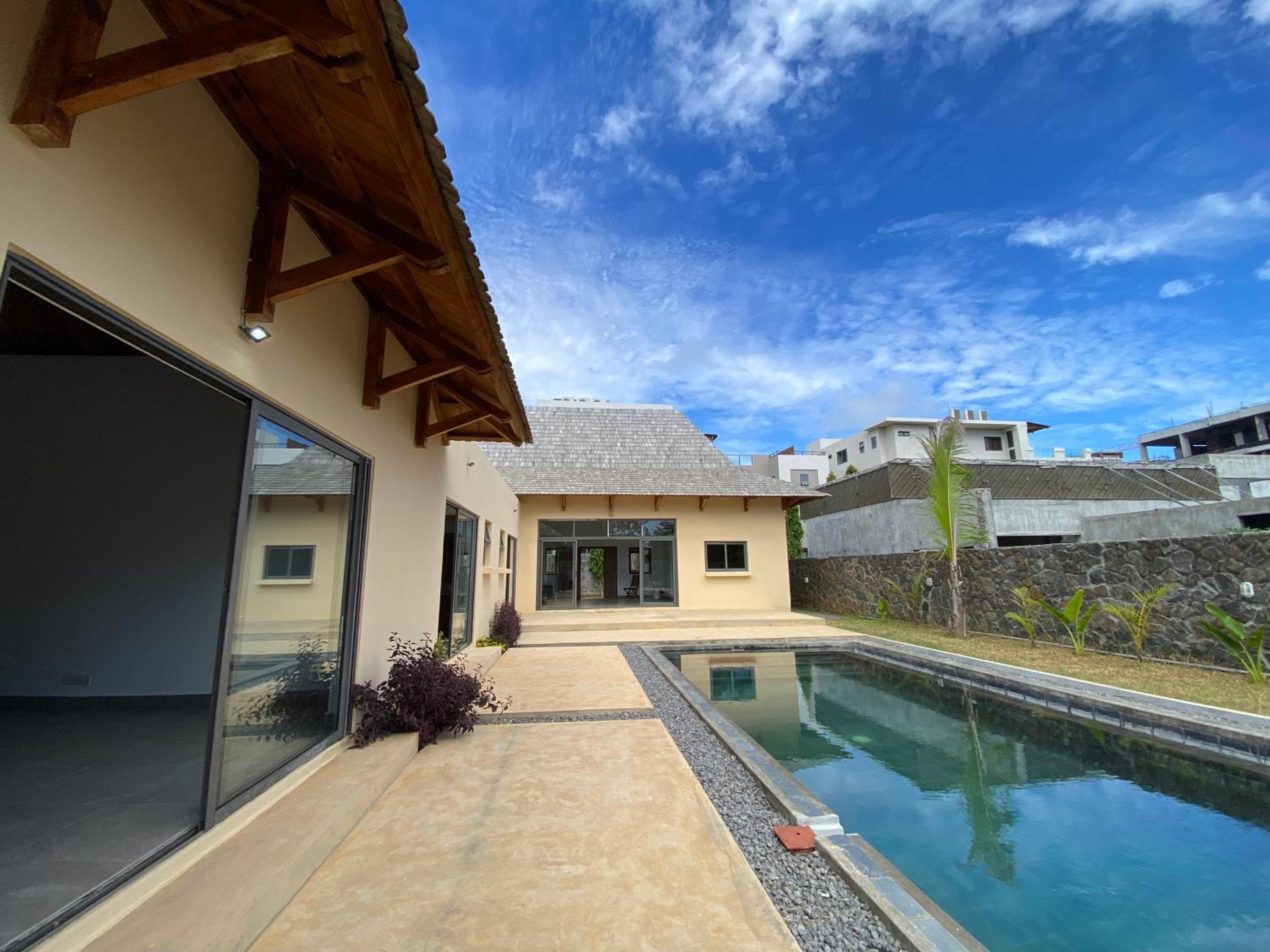 VILLA LE DAUPHIN DU LAGON BLEU - PEREYBERE - GRAND BAIE view 3