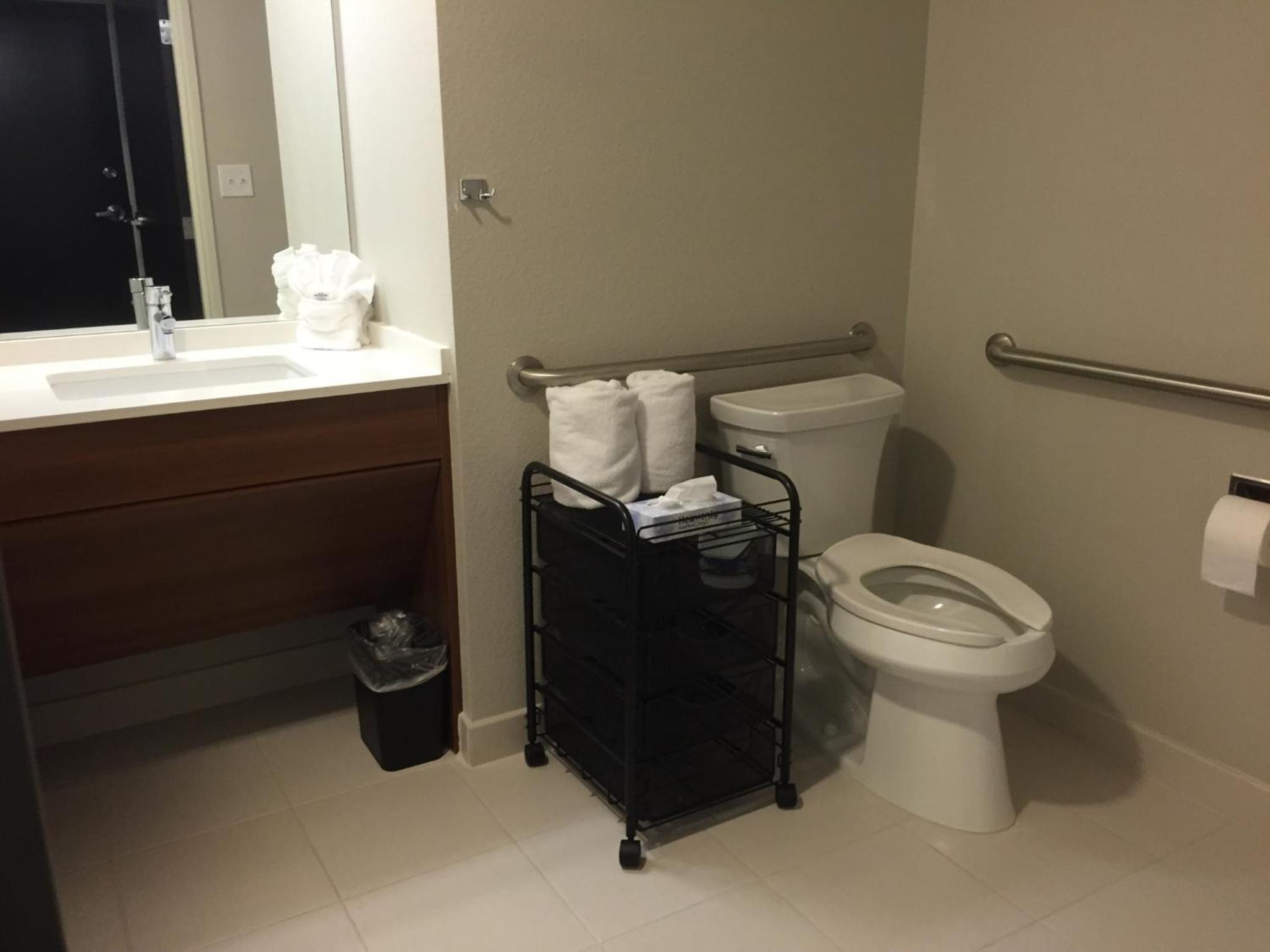 Sweetwater Vacations - Microtel Inn  Suites by Wyndham Sweetwater - Property Image 5
