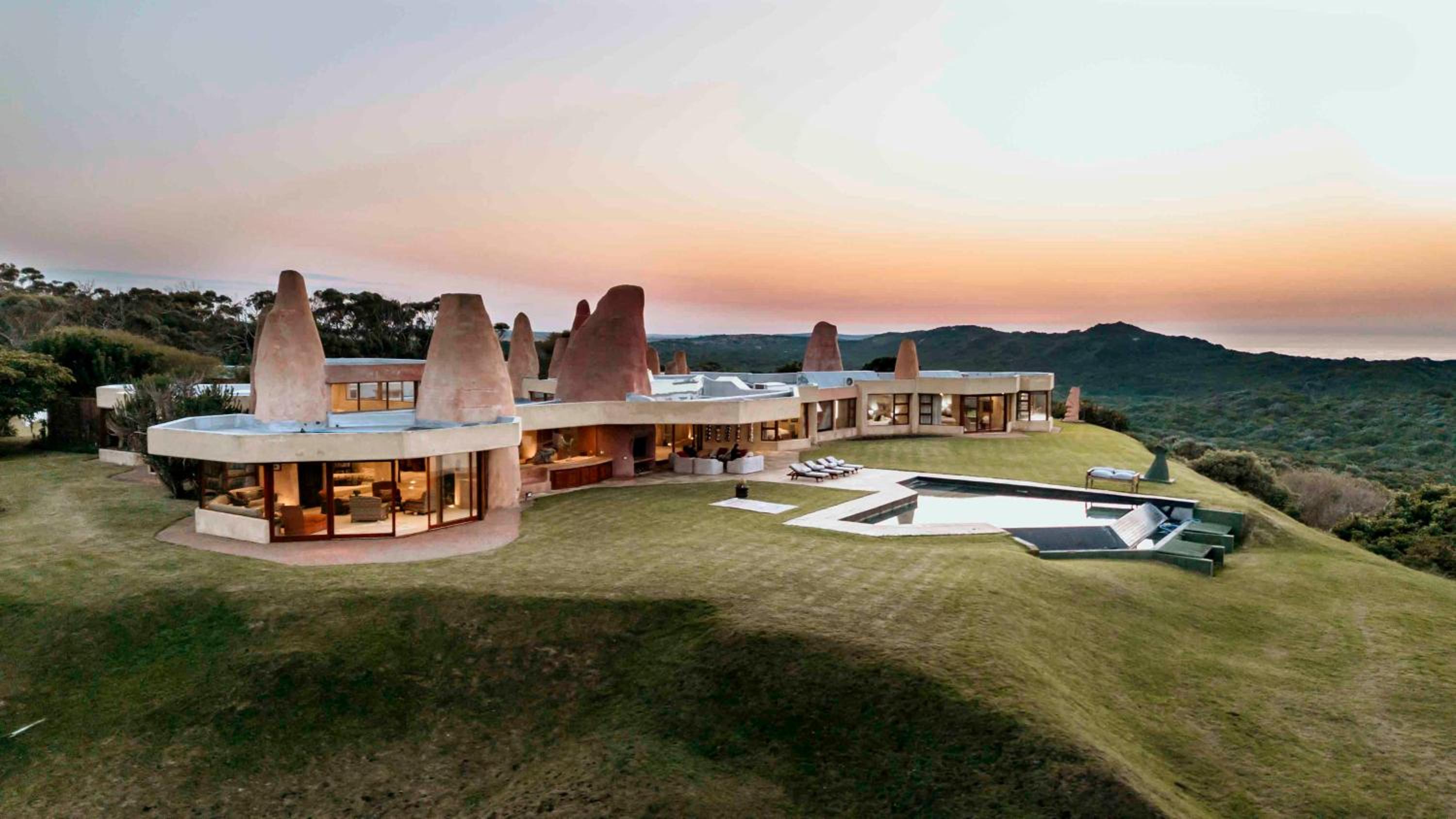 Sandcastle Luxury Villa