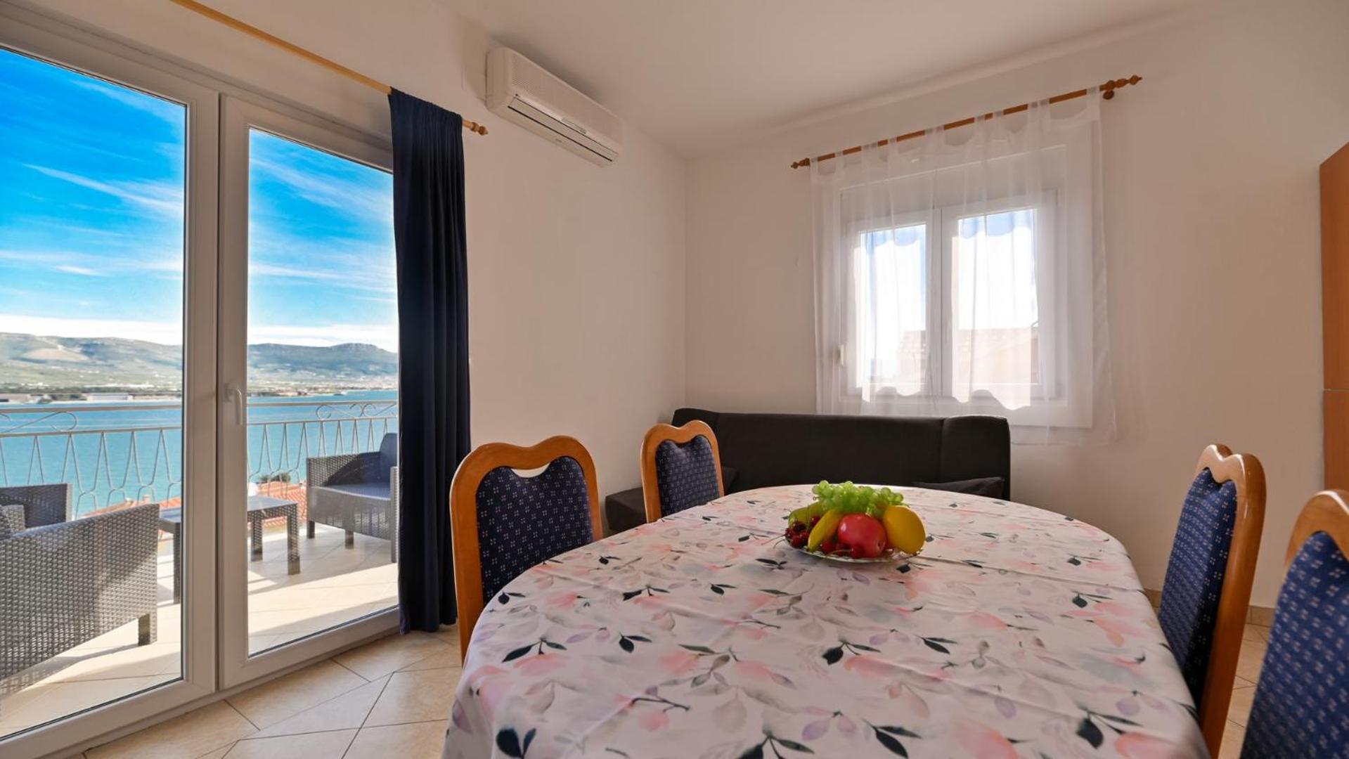 Holiday house Narona