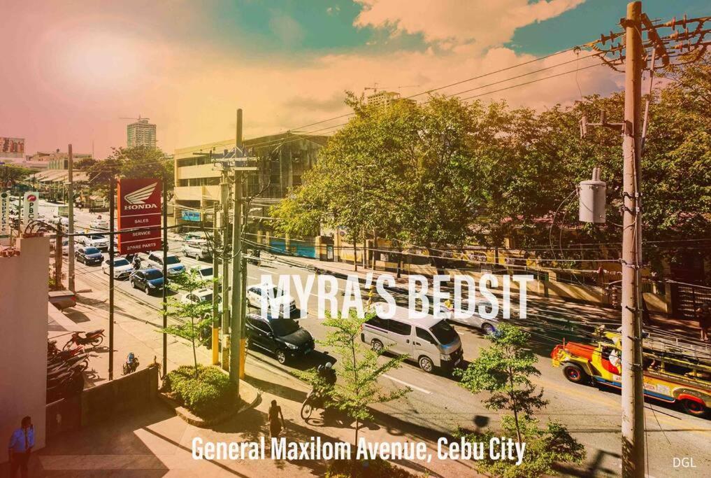 Stunning City Center Studio Apartment view 2