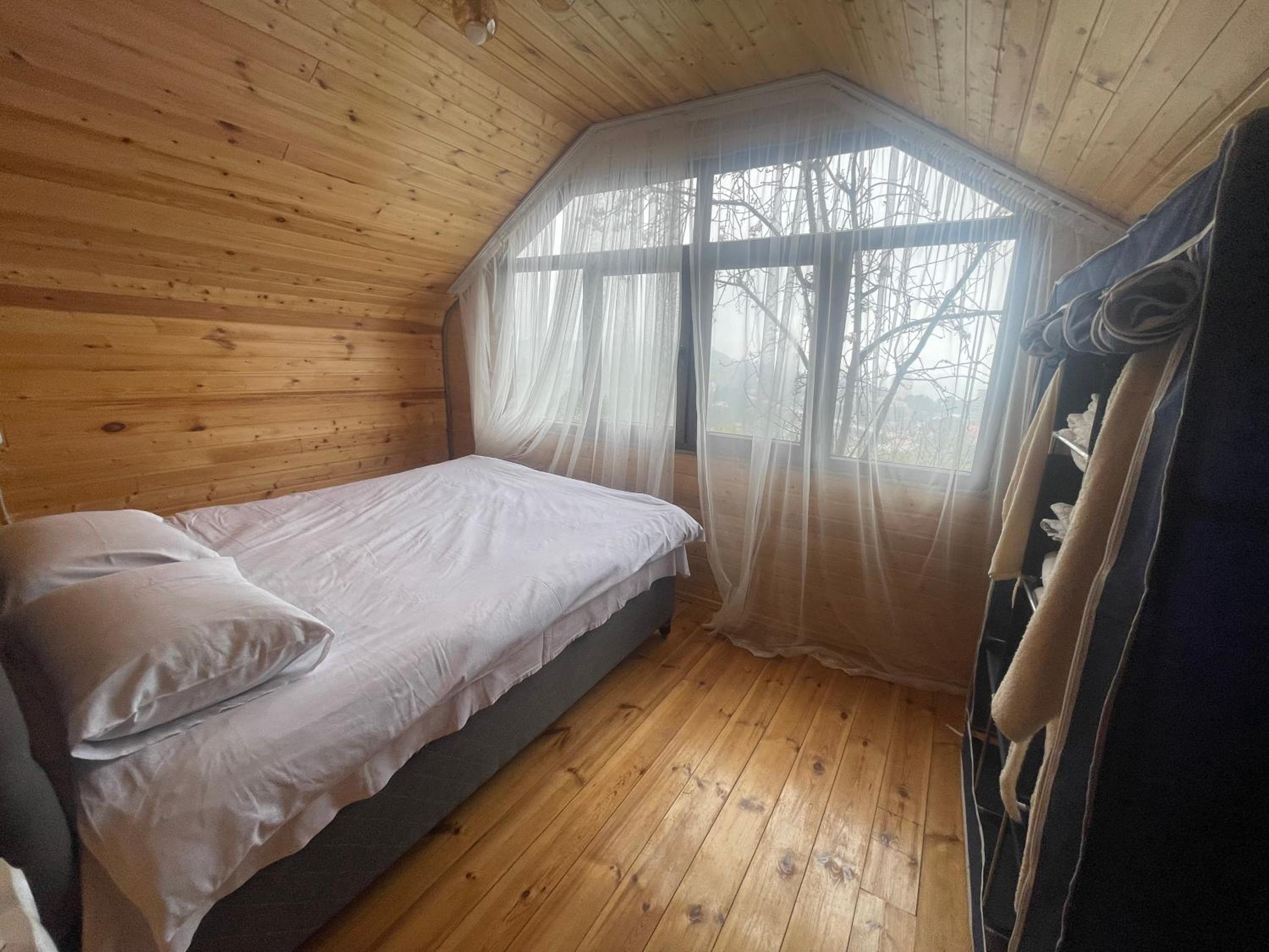 Giorgis cottage