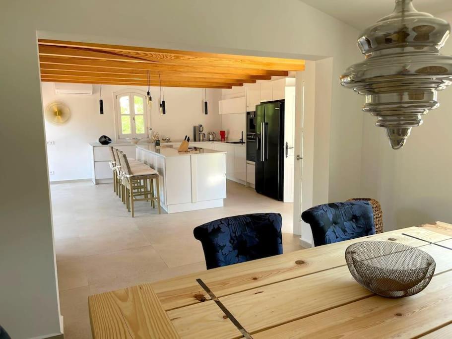 Strandnahe Finca mit Pool, Wifi, Klima, Heizung, Tischtennis, Trampolin in Alcudia view 4