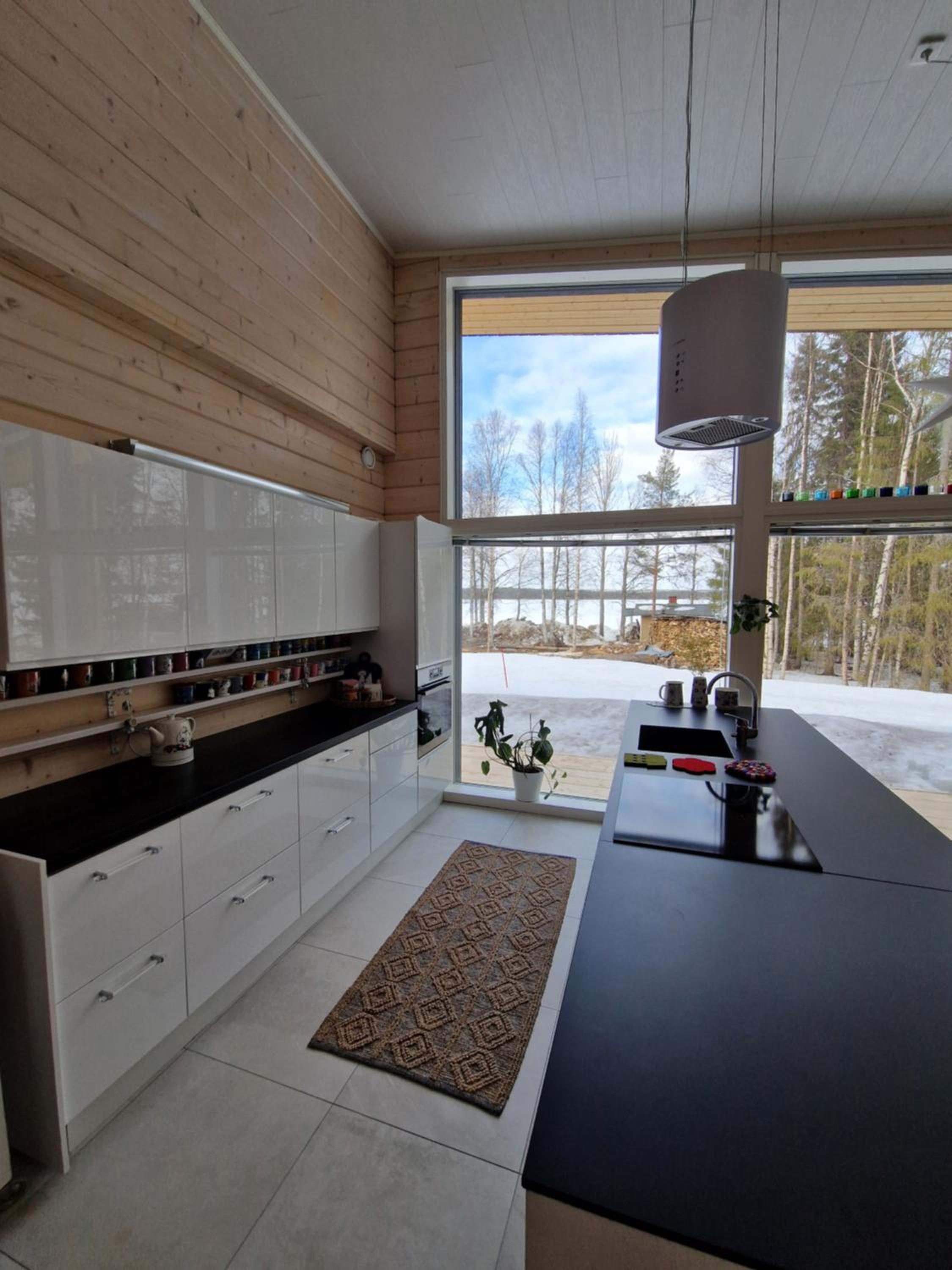 Lake Norva Lodge