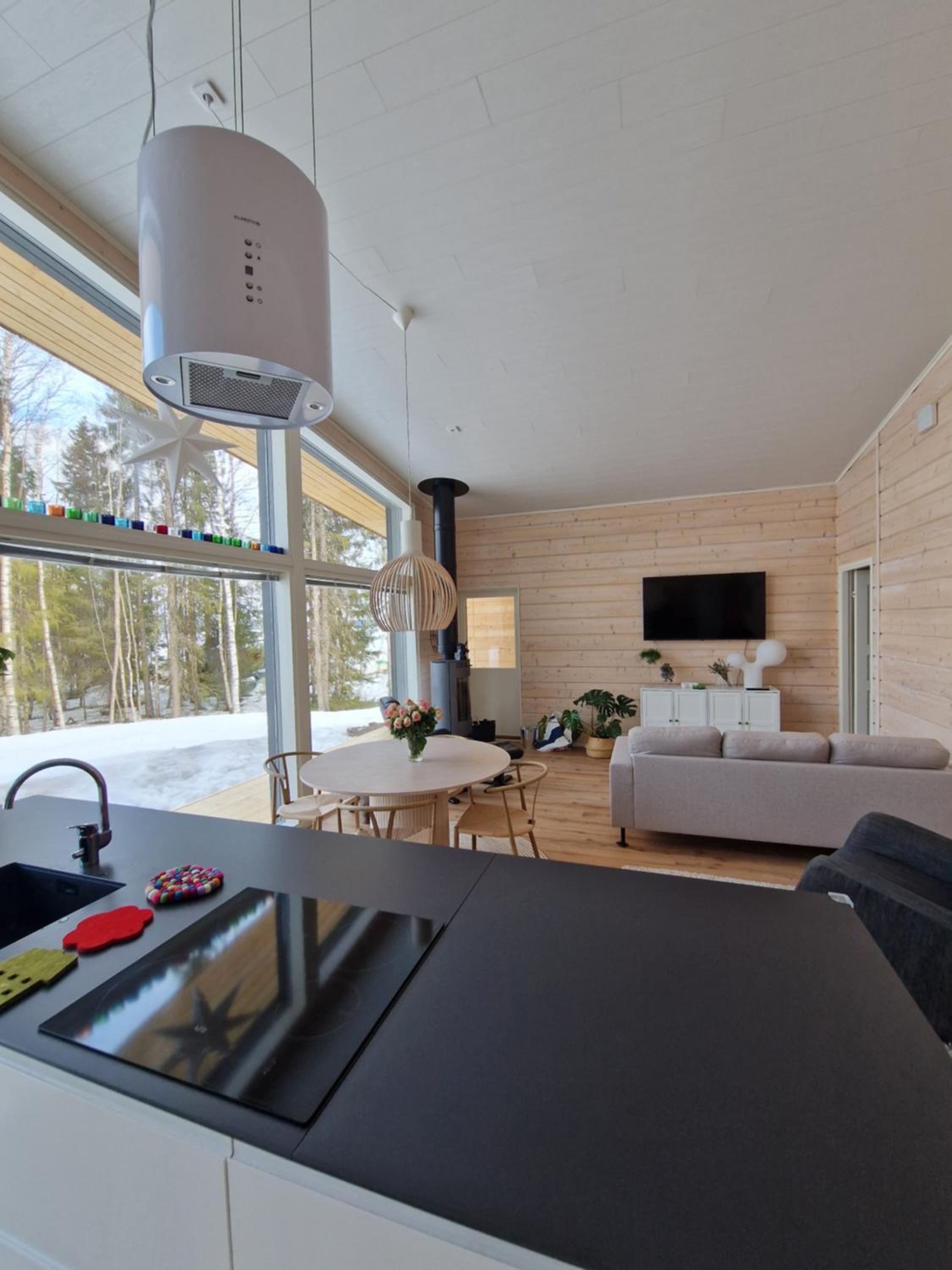 Lake Norva Lodge