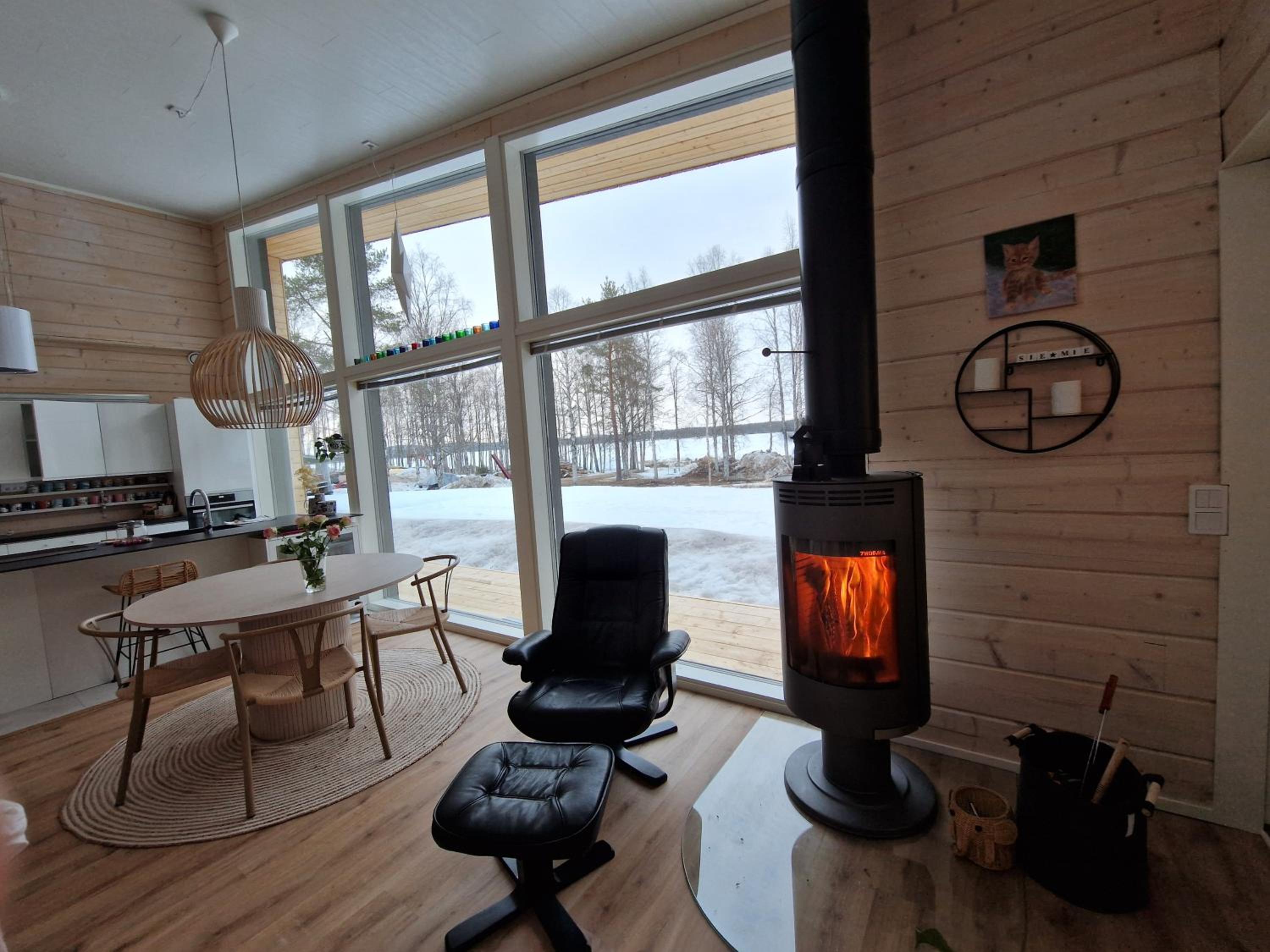 Lake Norva Lodge