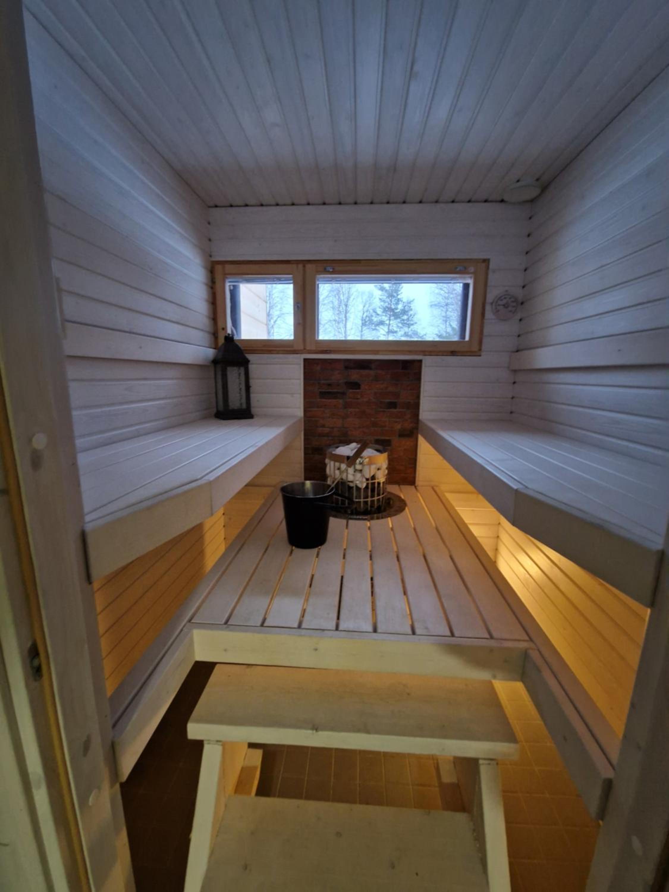 Lake Norva Lodge