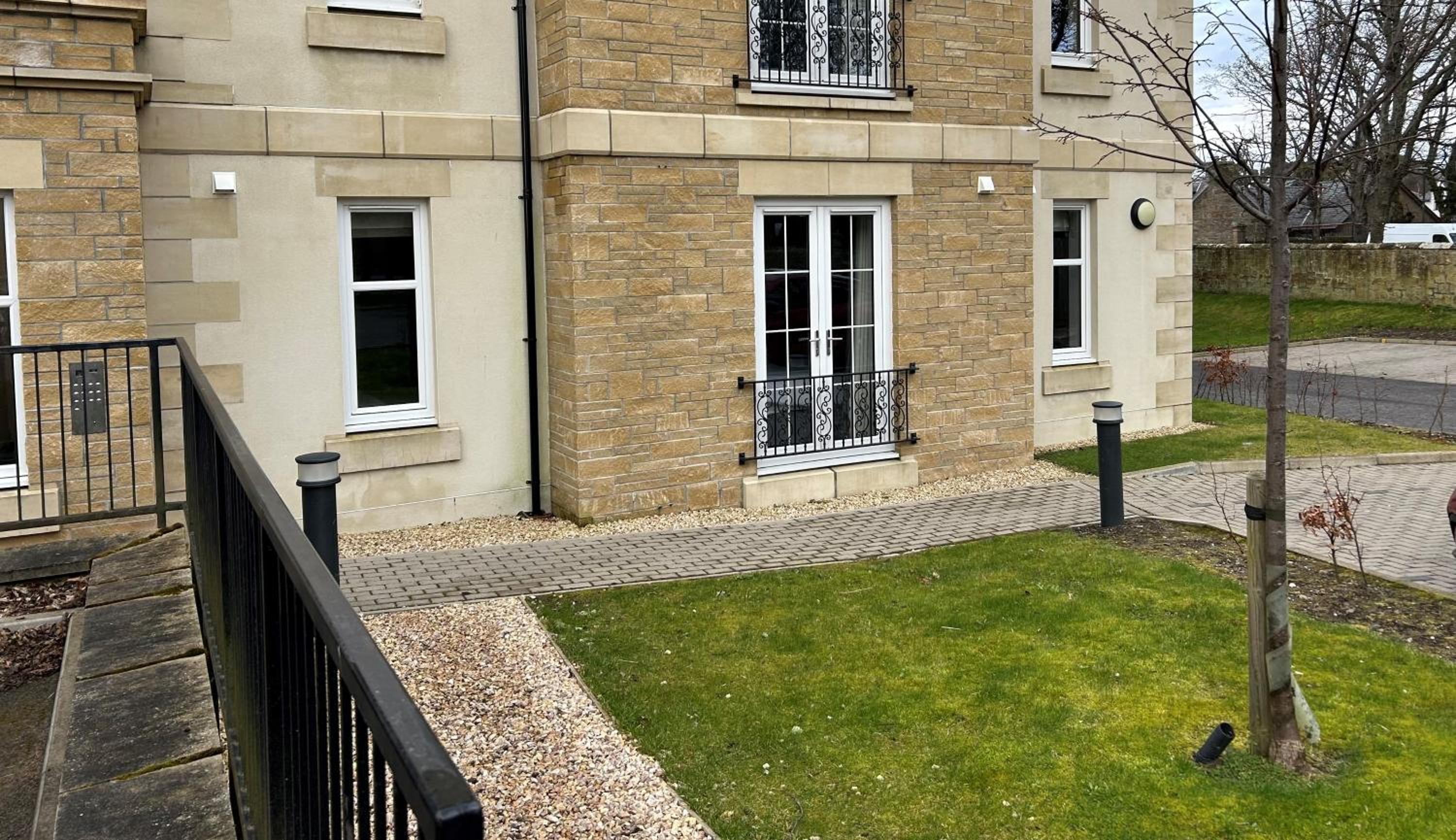 Royal Golf Apartments view 4