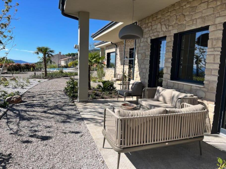 Luxury Apartment St Hedonist with Pool and Garden view 4