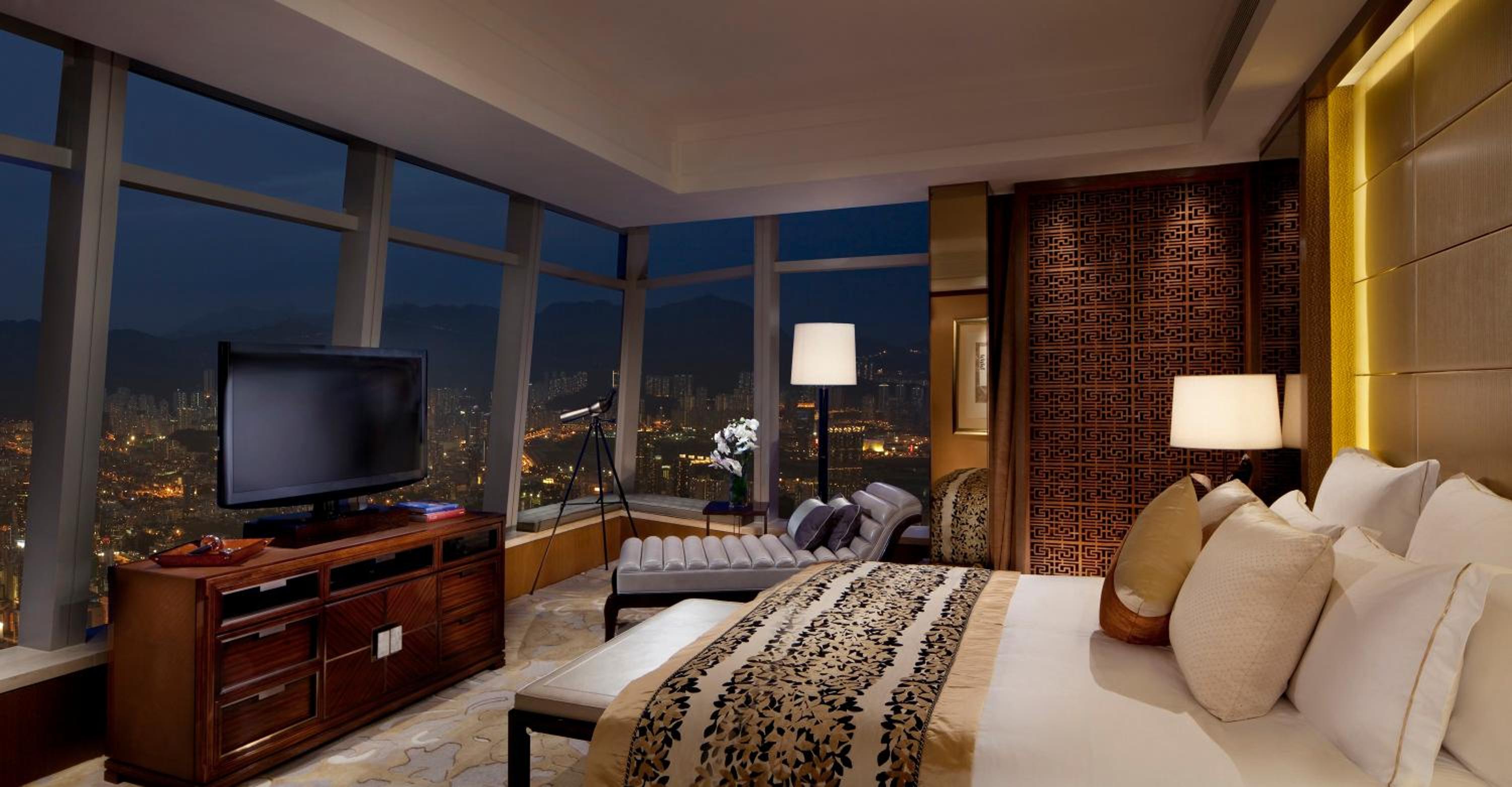 The Ritz-Carlton, Hong Kong