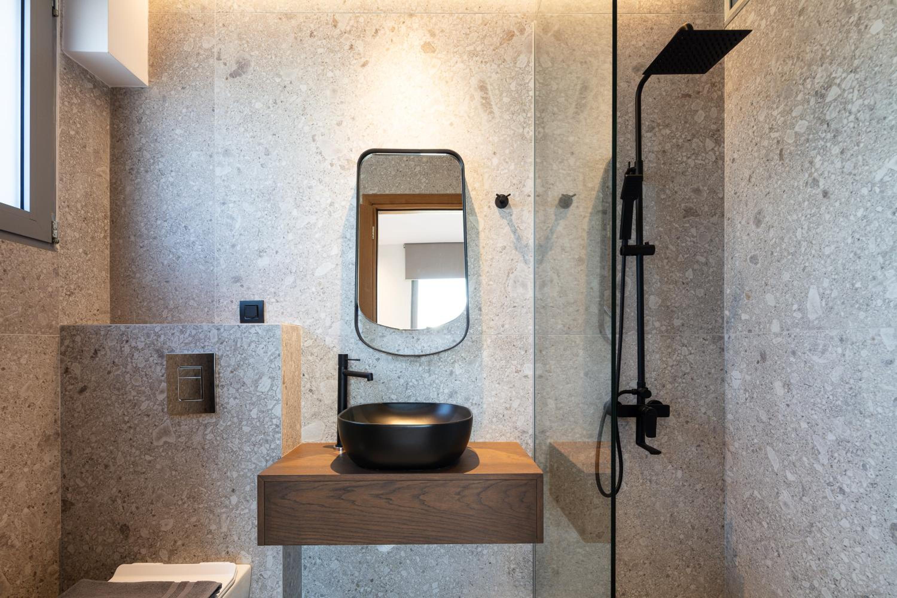 Kōa Villas, stylish Seaview retreat by etouri