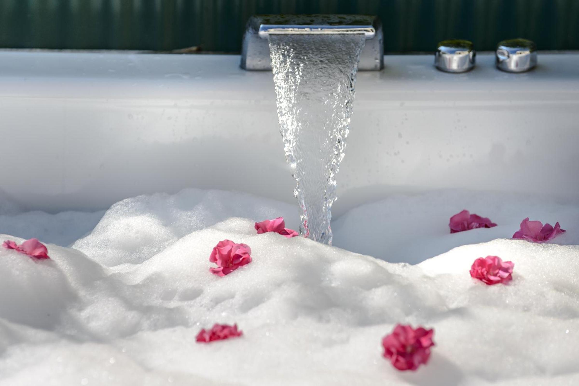 Villa Mediteran Old Town, 5 En-Suites and Hot Tub